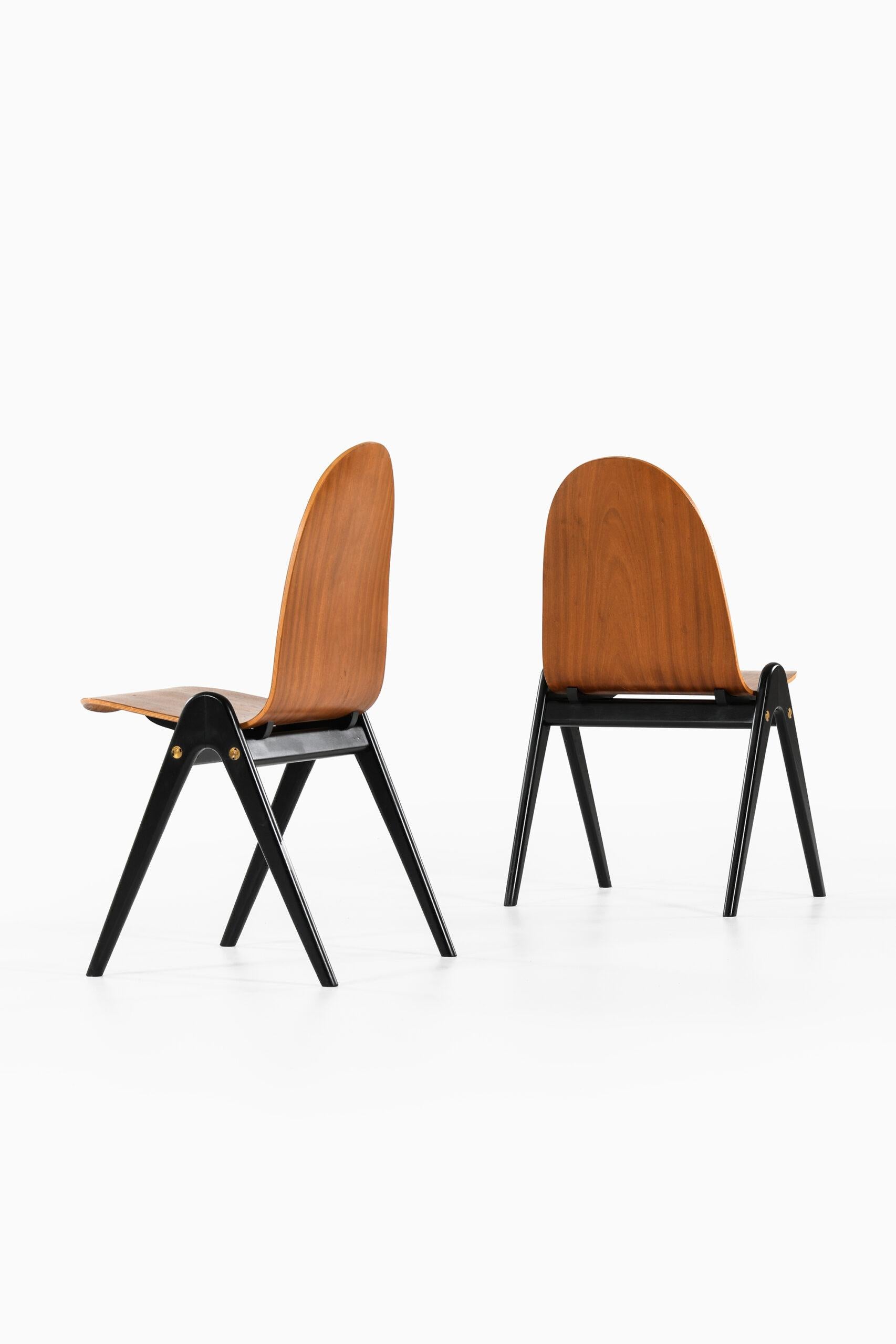 Mid-20th Century Yngve Ekström Dining Chairs Model Knockdown Produced in Sweden For Sale