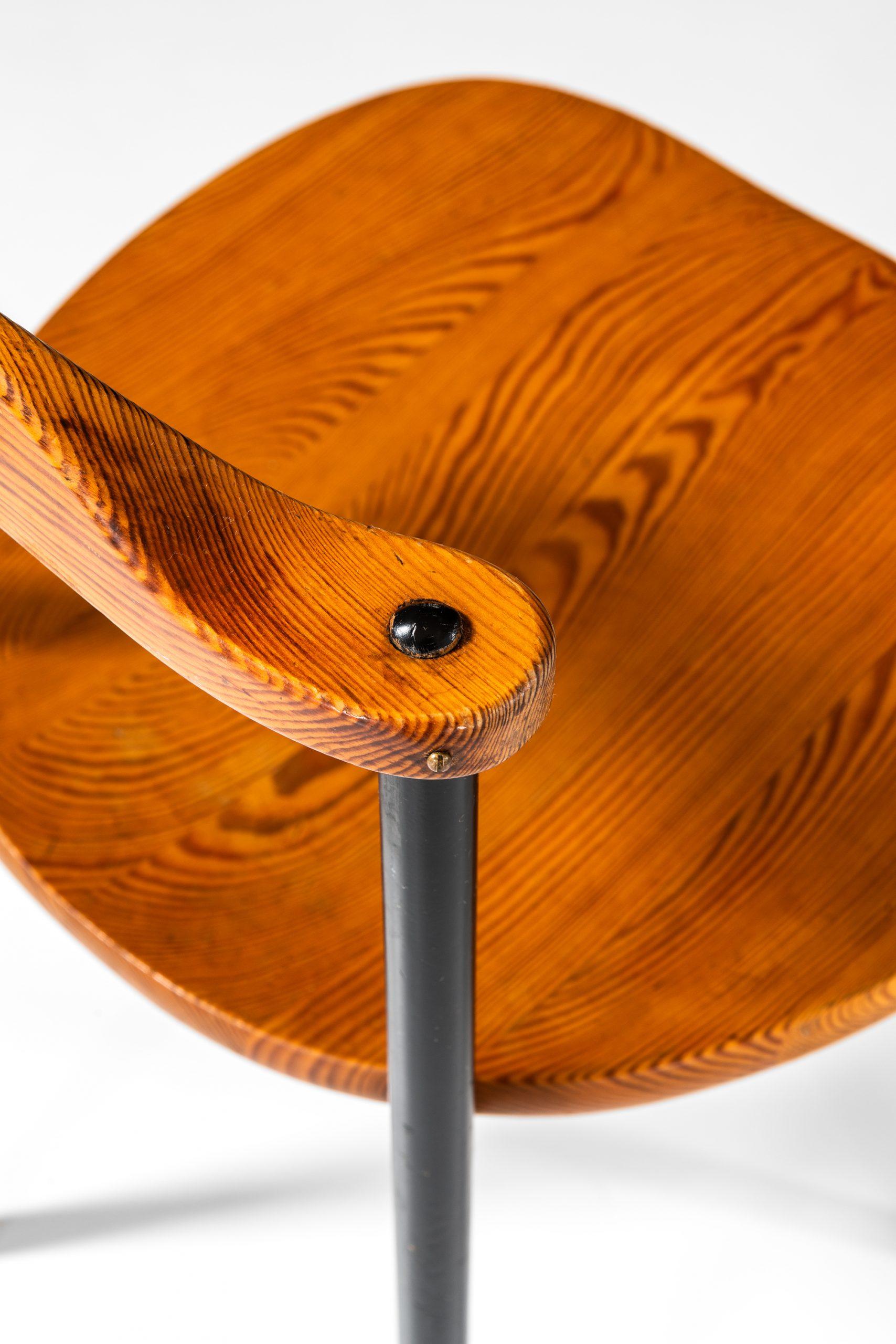 Chaises de salle à manger Yngve Ekstrm modèle Thema produites par Swedese en Suède en vente 2