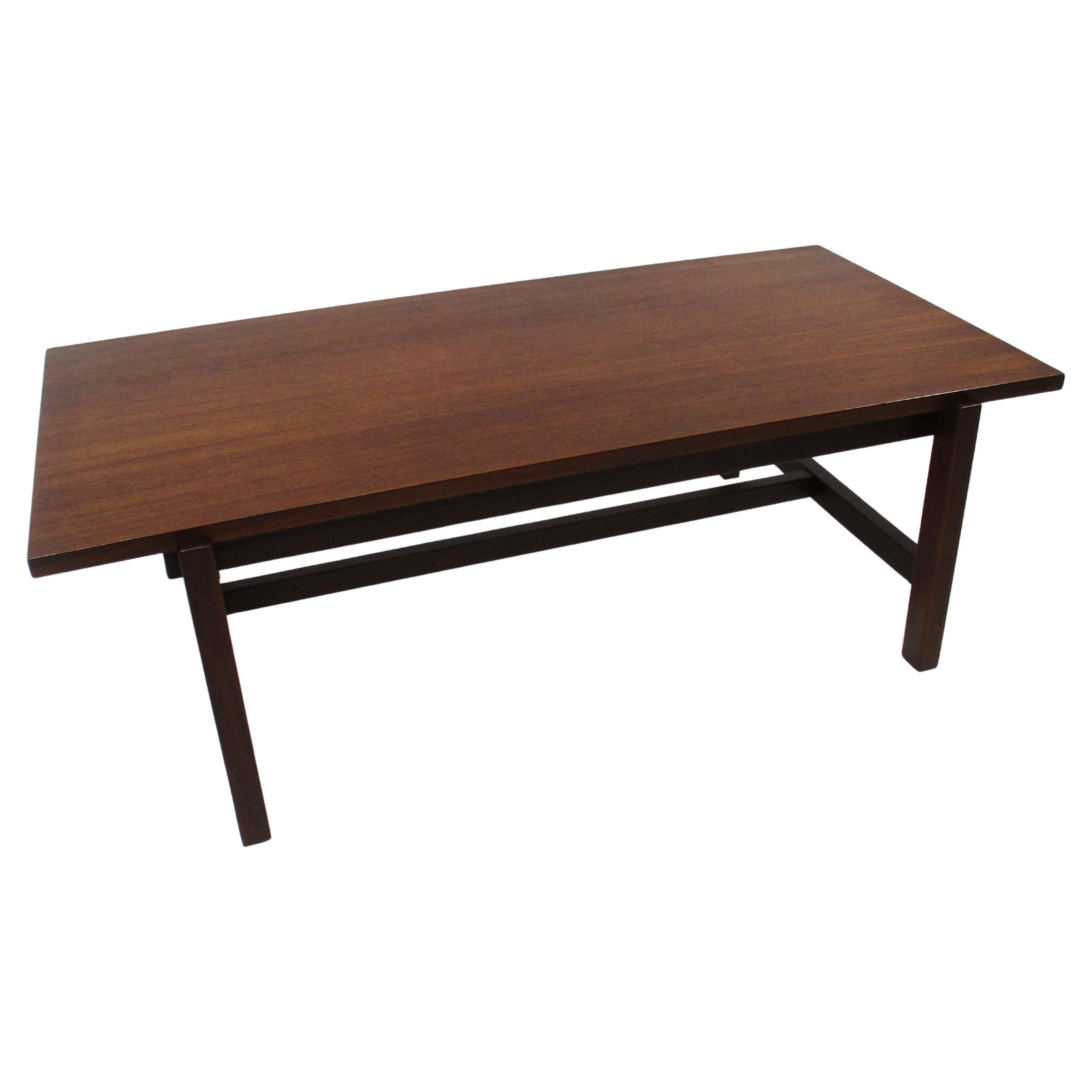 Yngve Ekstrom Flip Top Couchtisch aus Teakholz / Laminat im dänischen Stil für Swedese (Moderne der Mitte des Jahrhunderts) im Angebot