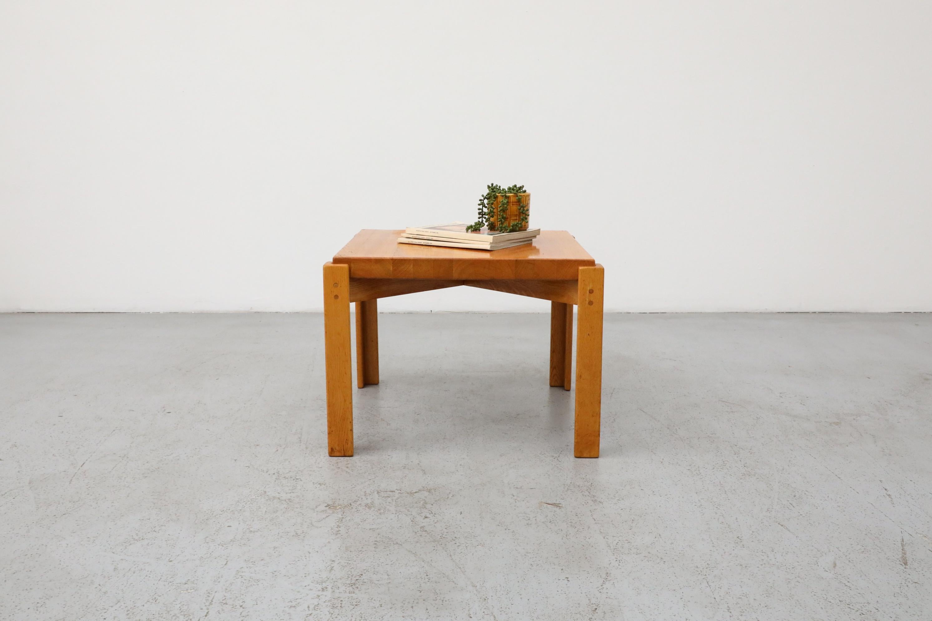 Yngve Ekström für Dansk Oak Reversible 'Catch All' Tisch, Dänemark 1960er Jahre (Moderne der Mitte des Jahrhunderts) im Angebot