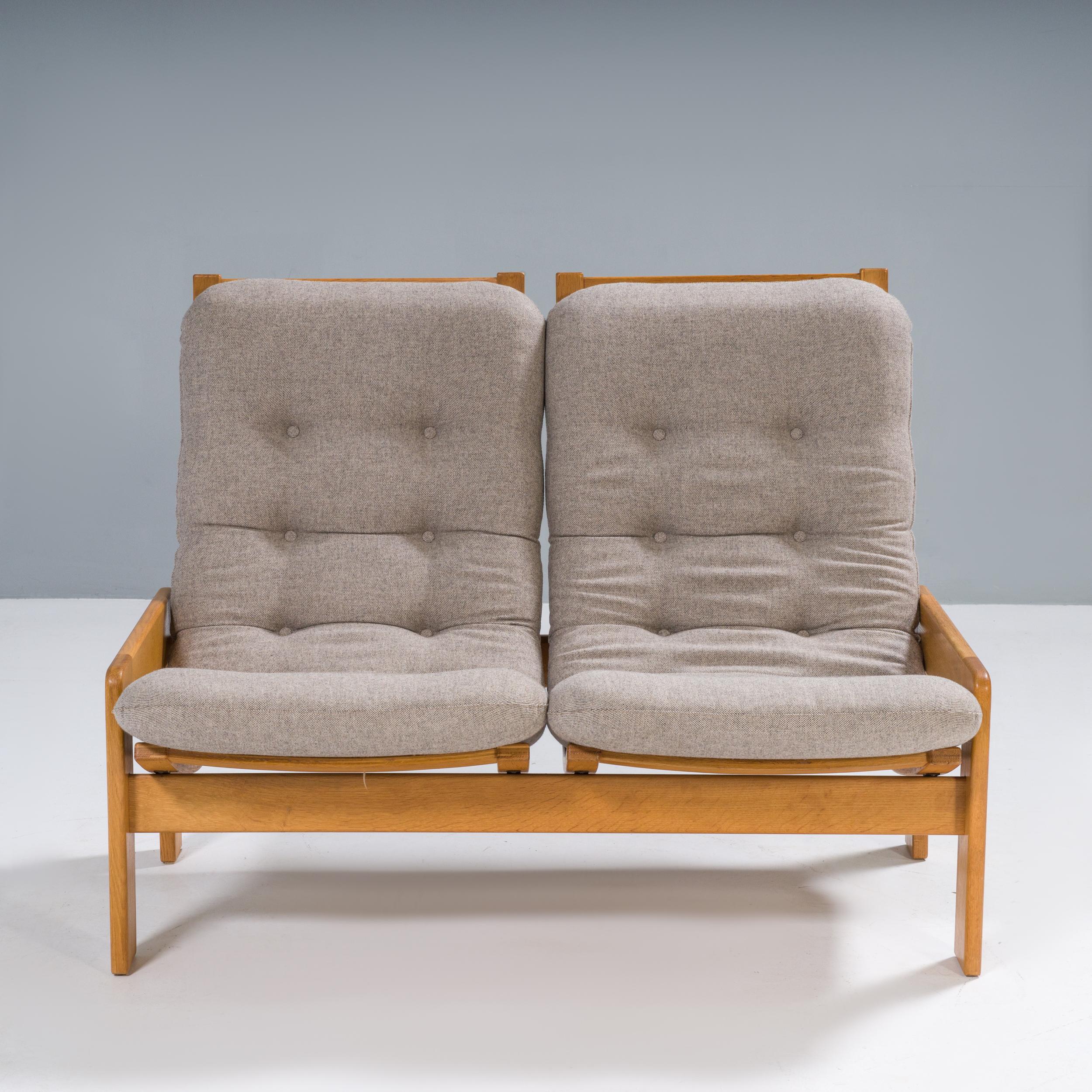 Yngve Ekström for Swedese Grey Fabric Sofa and Footstool, 1960s In Good Condition For Sale In London, GB