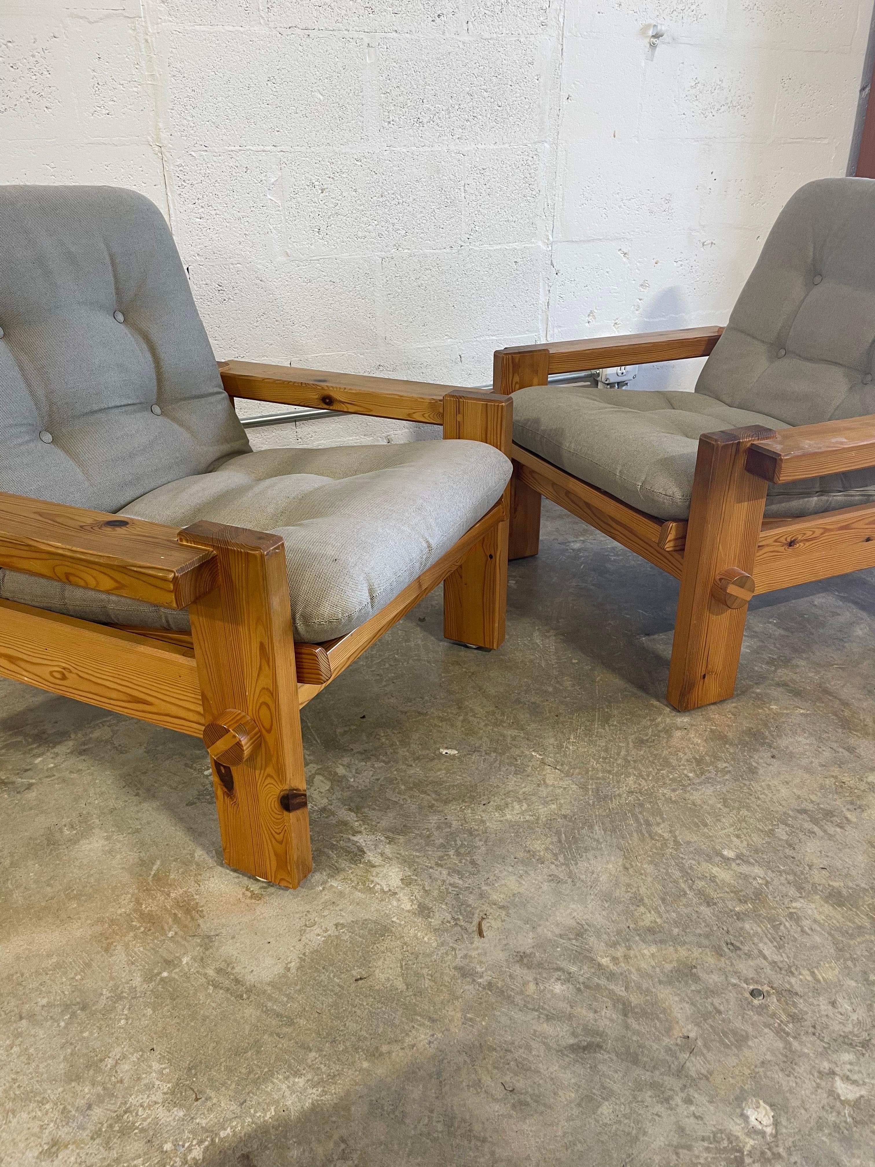 Yngve Ekström for Swedese Pair of Pine Lounge Chairs Mid Century For Sale 5