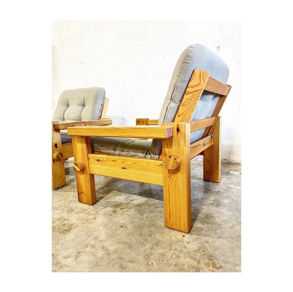 Scandinavian Modern Yngve Ekström for Swedese Pair of Pine Lounge Chairs Mid Century For Sale