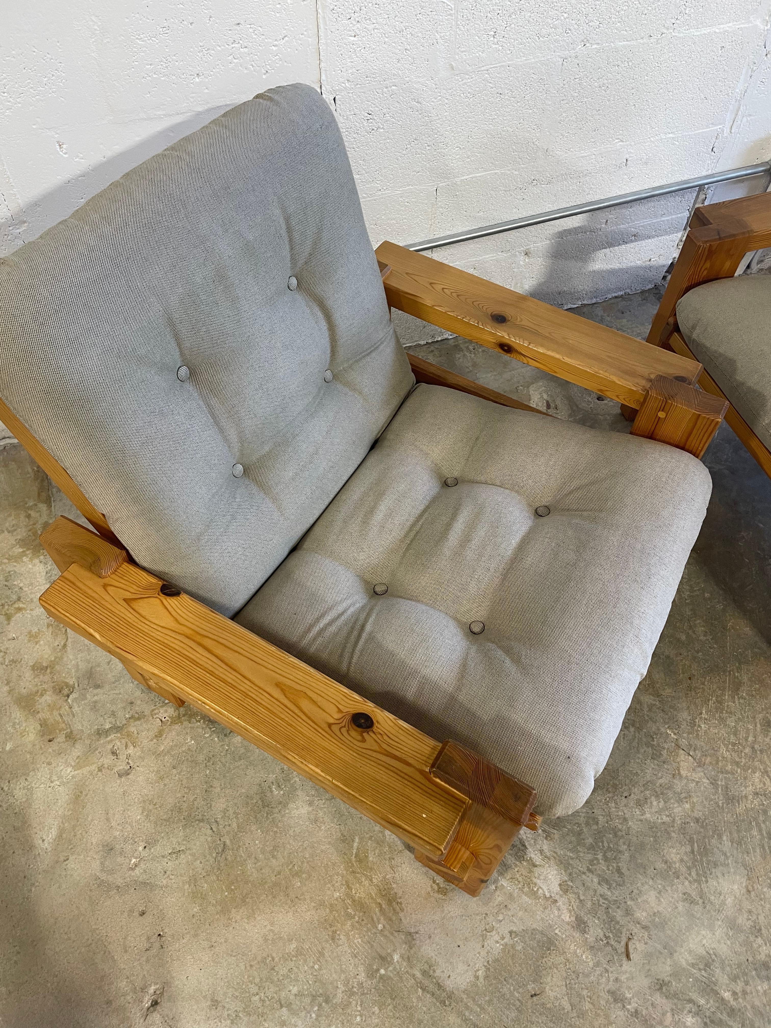 Yngve Ekström for Swedese Pair of Pine Lounge Chairs Mid Century In Good Condition For Sale In Fort Lauderdale, FL