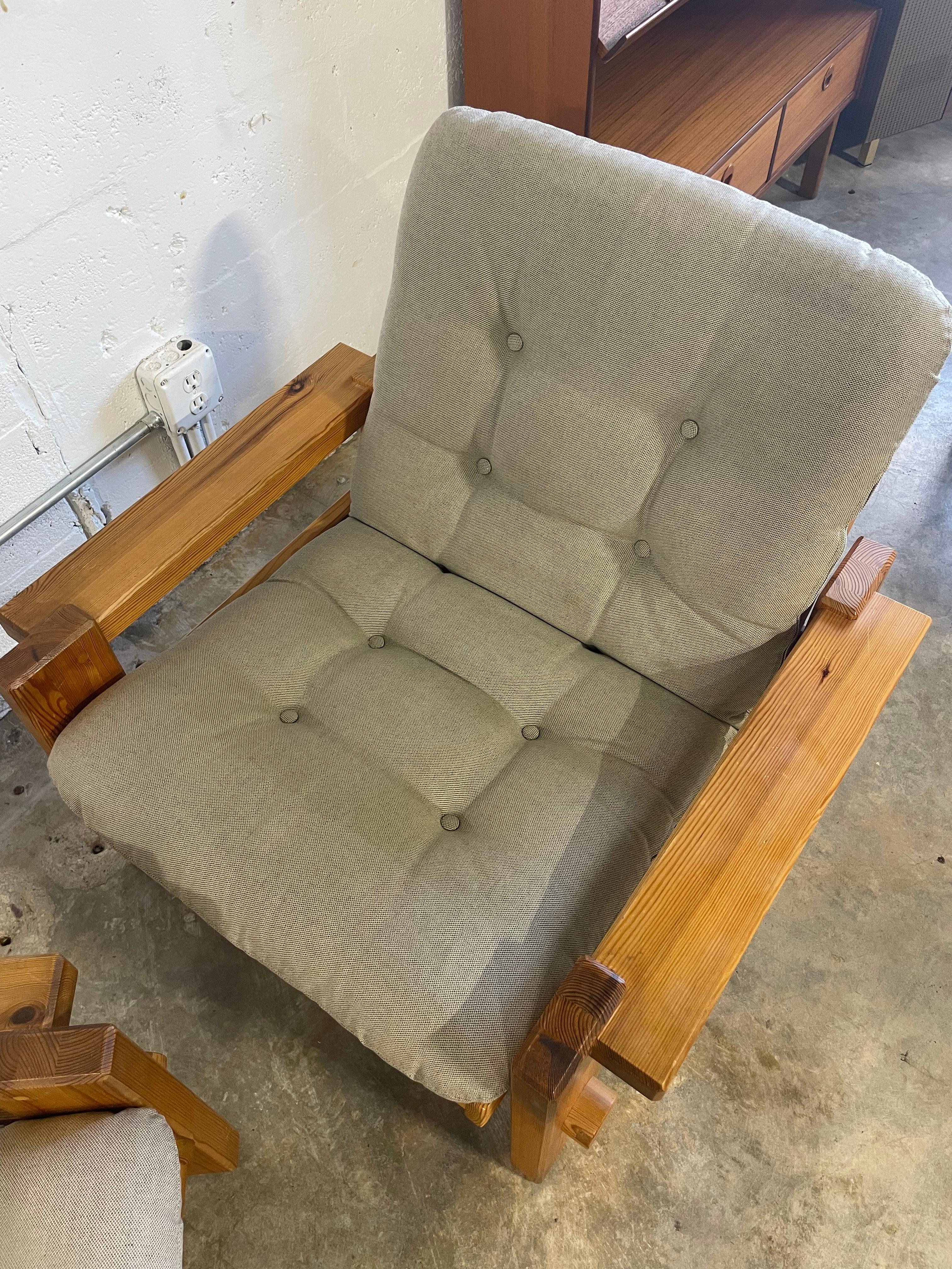 Yngve Ekström for Swedese Pair of Pine Lounge Chairs Mid Century For Sale 1