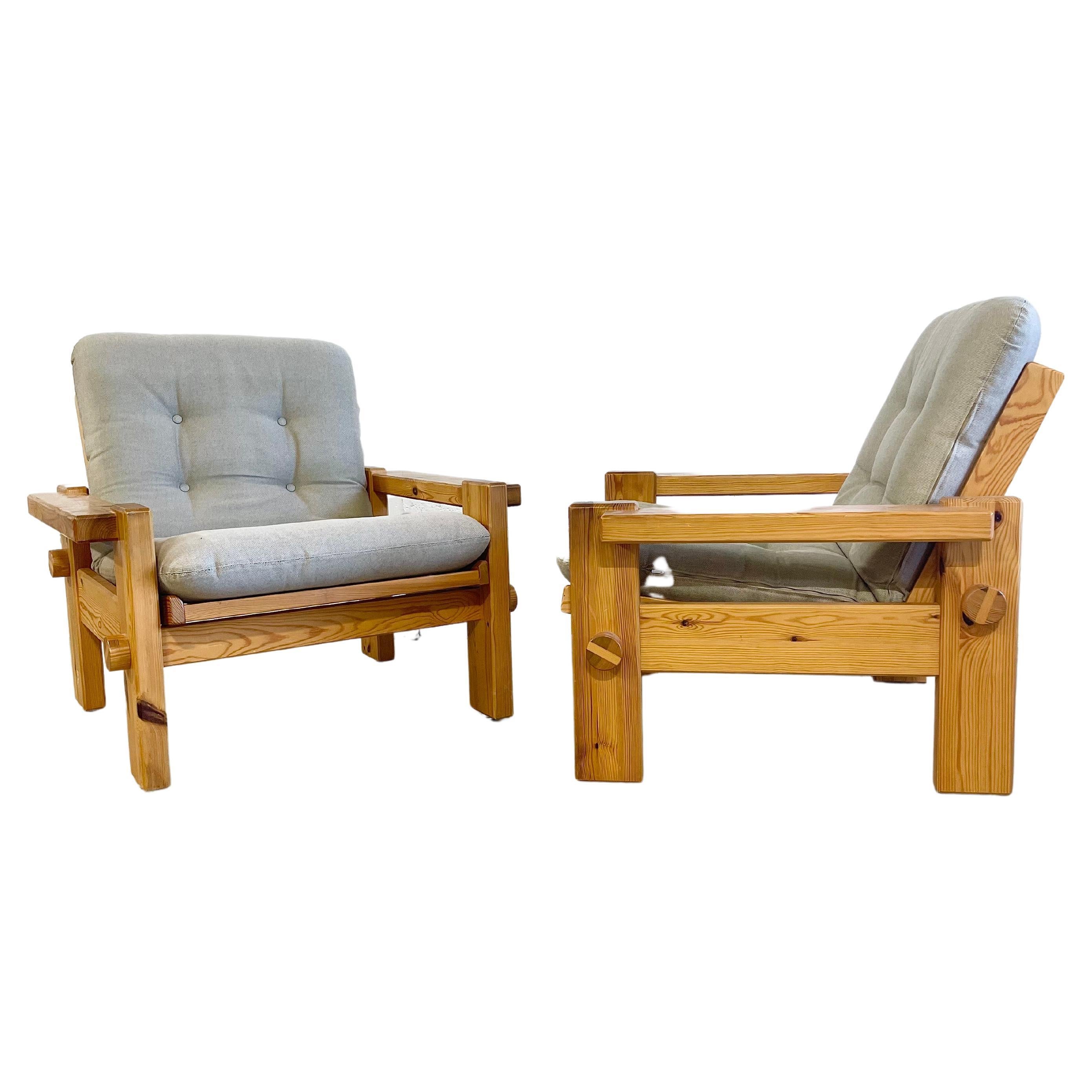Yngve Ekström for Swedese Pair of Pine Lounge Chairs Mid Century For Sale