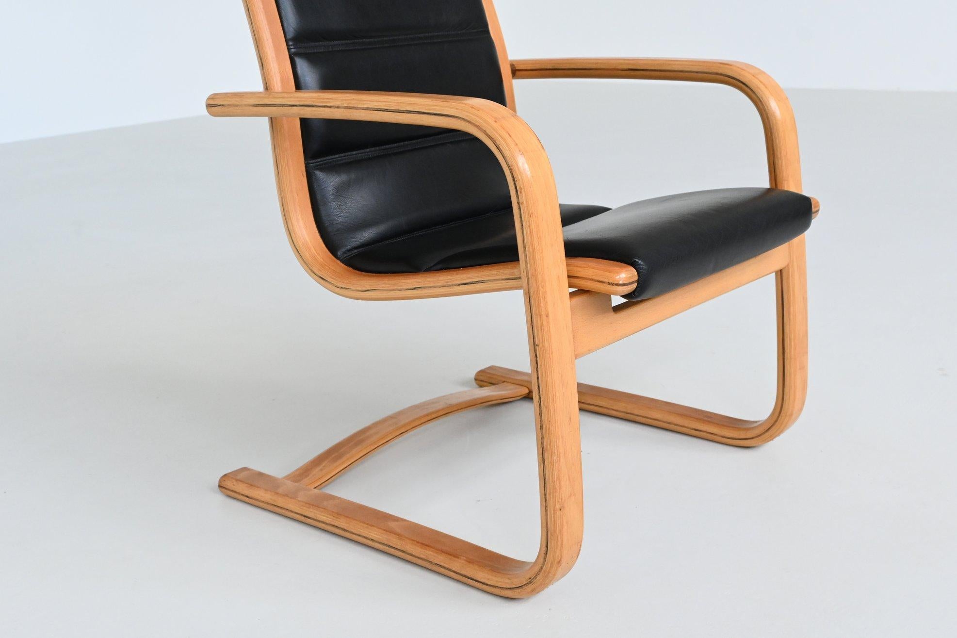 Yngve Ekstrom Lamello lounge chairs in leather Swedese Sweden 1960 4
