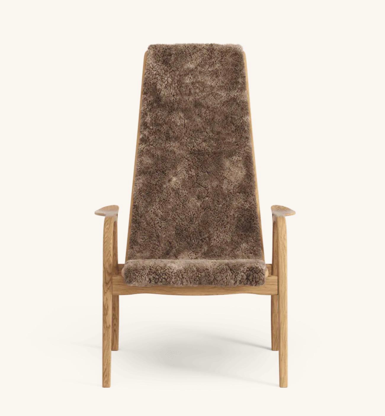 Yngve Ekstrm Lamino Easy Chair von Swedese in Eiche und Schafsleder „Sahara“ (Schwedisch) im Angebot