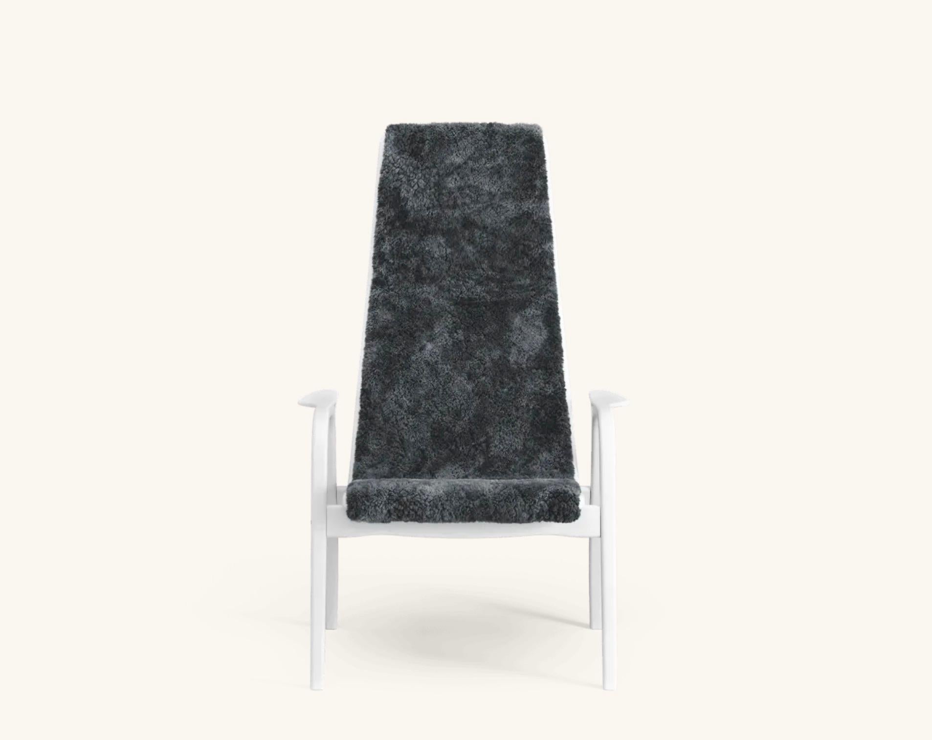 Yngve Ekstrm Lamino Easy Chair von Swedese aus weißer Esche und anthrazitfarbenem Schafsleder (Skandinavische Moderne) im Angebot