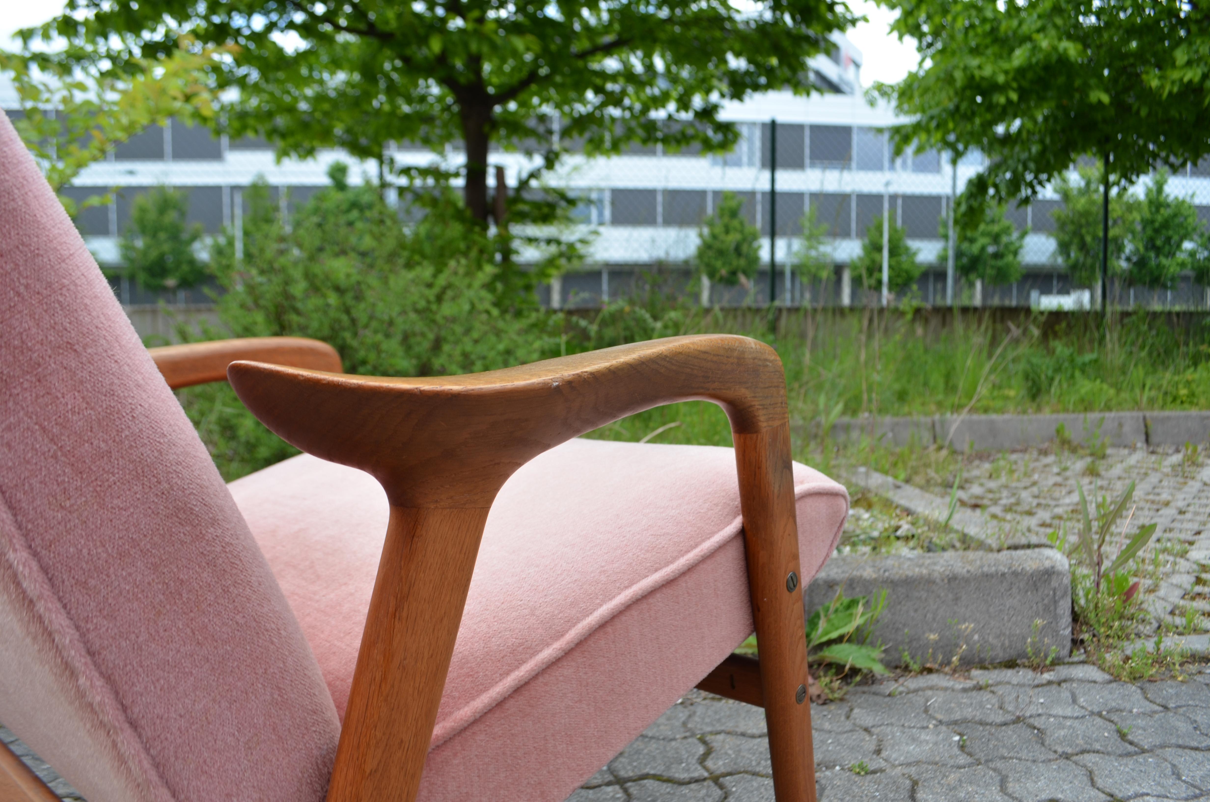 Mid-20th Century Yngve Ekström Modell Lästo Swedese Cherry Blossom Easy Lounge Chair Oak Set of 2 For Sale