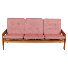 Yngve Ekstrom Eiche Dreisitziges Sofa