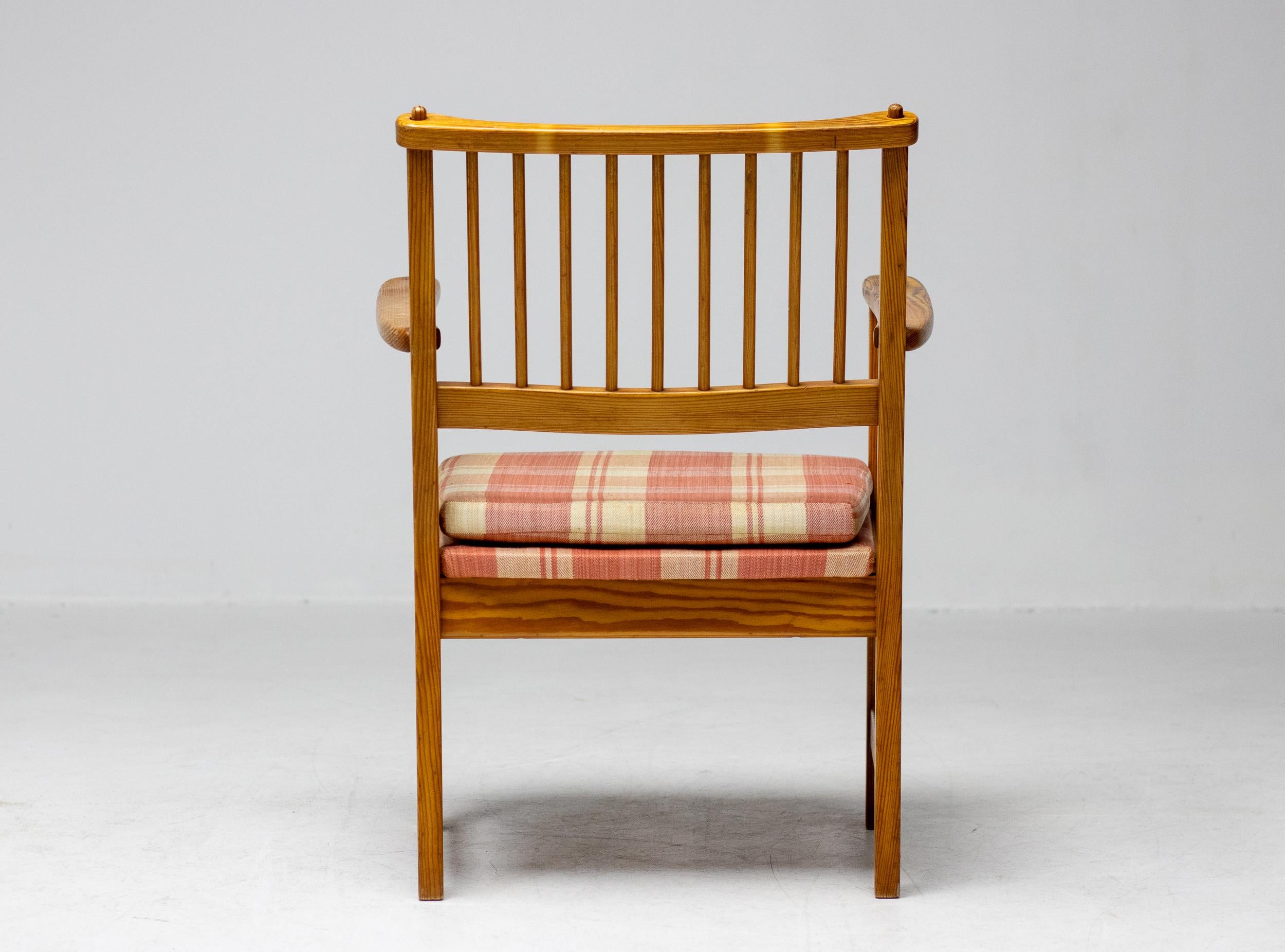 Mid-20th Century Yngve Ekström Oregon Pine Easy Chairs for Swedese, Sweden, 1950s For Sale
