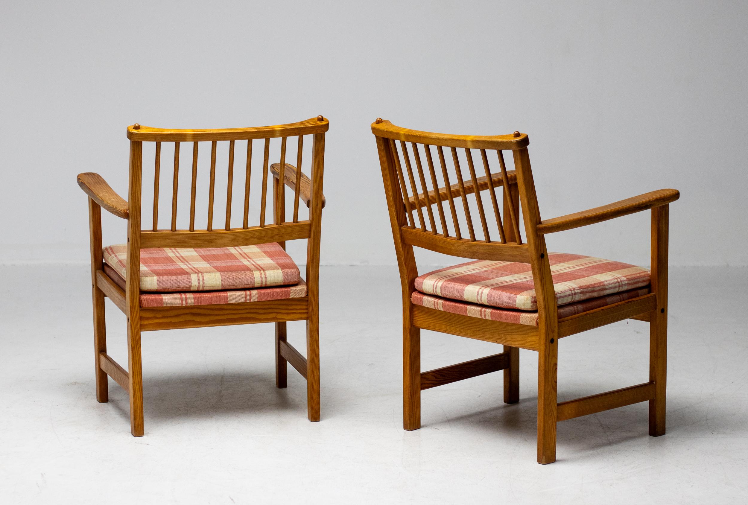 Tissu Chaises faciles en pin d'Oregon pour Swedese, Suède, années 1950 en vente