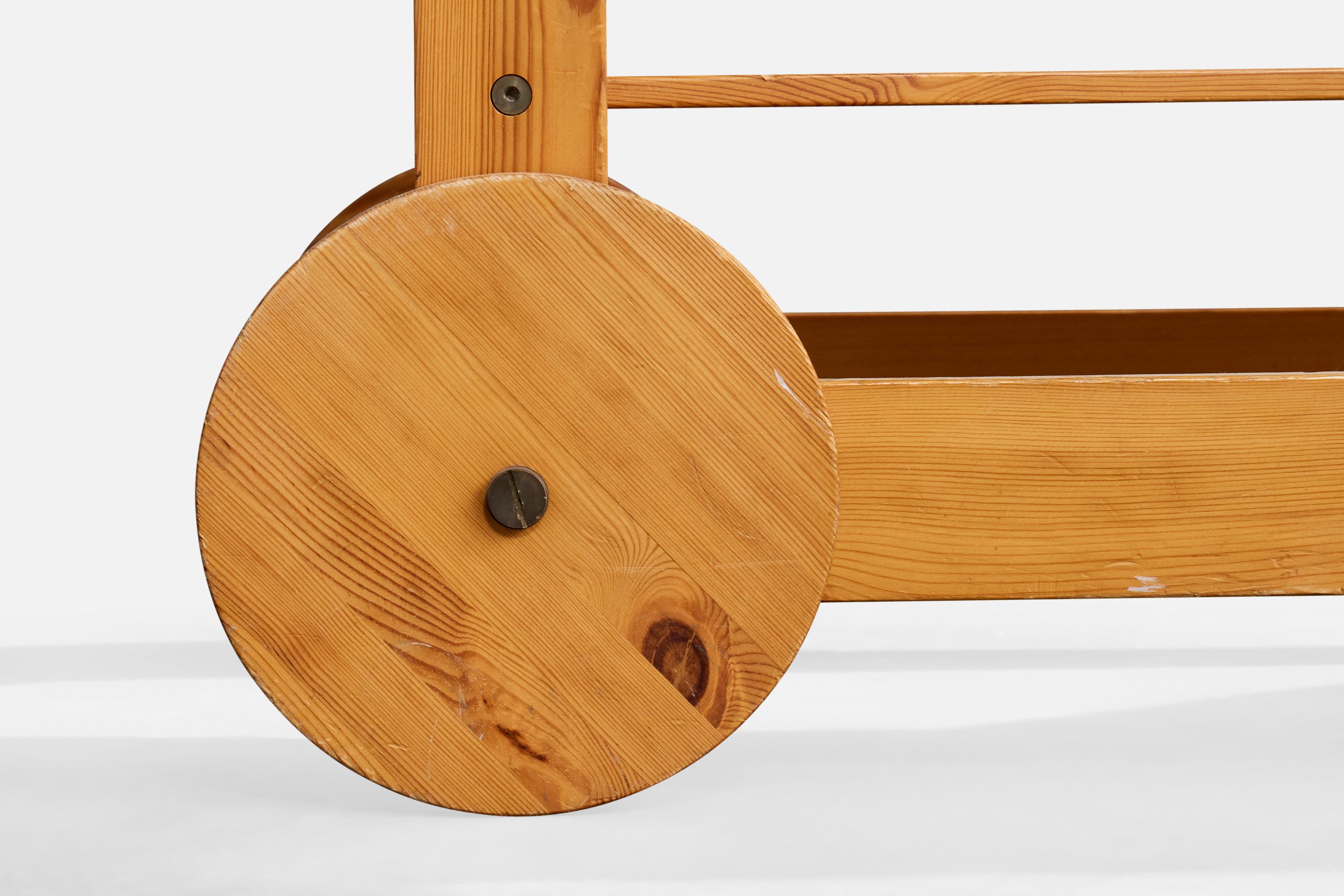 Yngve Ekström, Serving Cart, Pine, Sweden, 1970s For Sale 2