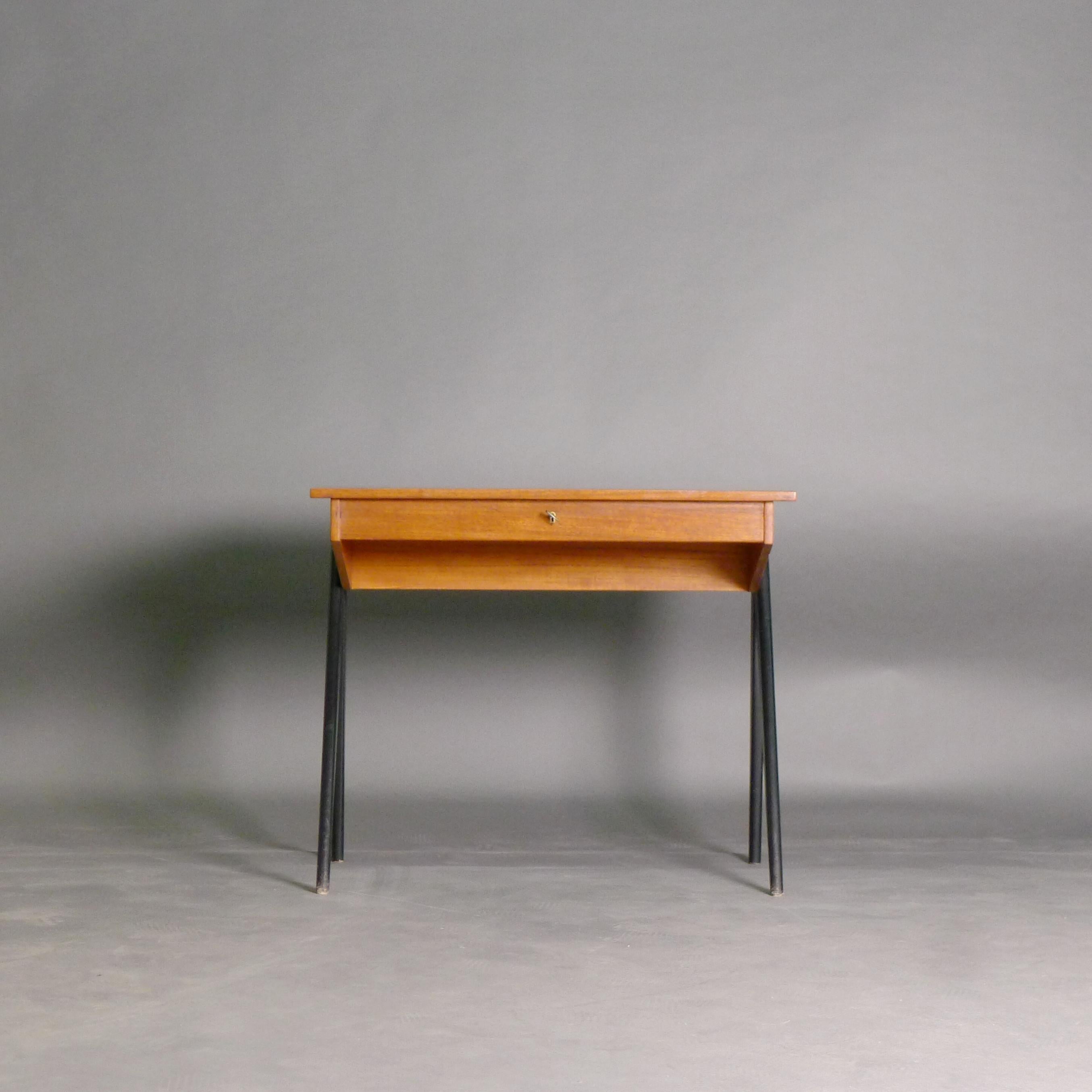 Danish Yngve Ekström, Teak Desk or Vanity Unit, 1950s, Mobelfabrikken Toften, Denmark