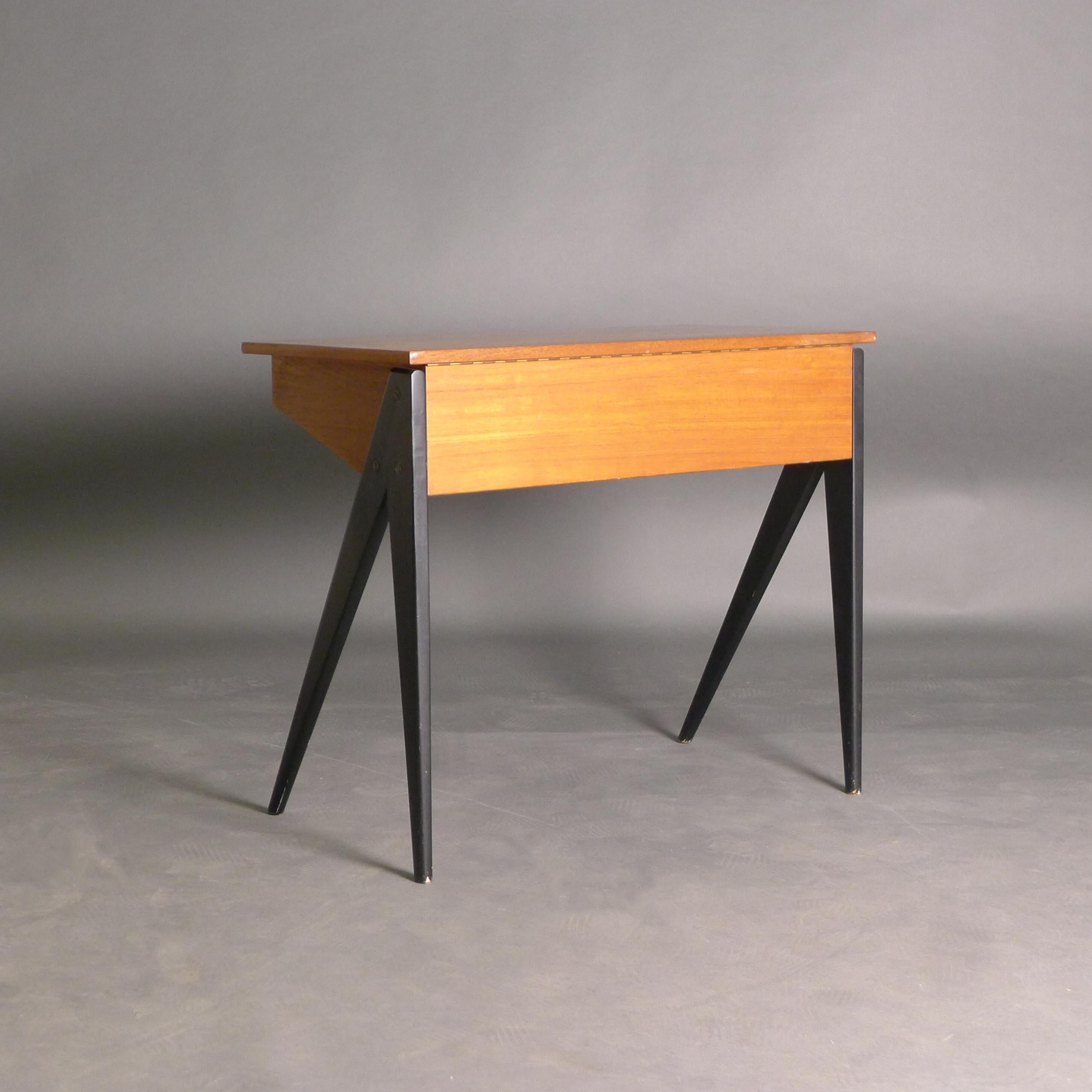 Yngve Ekström, Teak Desk or Vanity Unit, 1950s, Mobelfabrikken Toften, Denmark 1