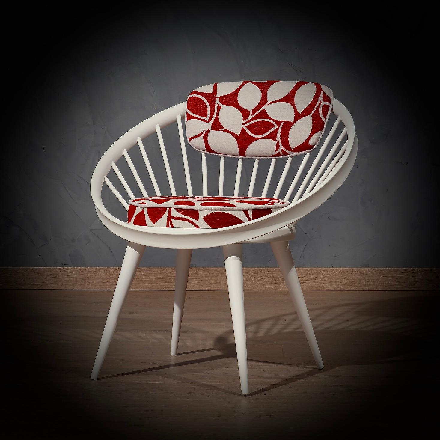 Yngve Ekström White and Red Mid-Century Side Chair / Circle Chair, 1960 For Sale 3