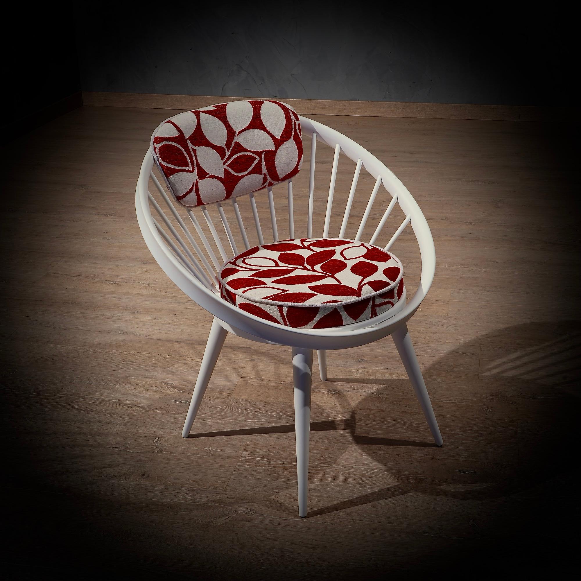 Yngve Ekström White and Red Mid-Century Side Chair / Circle Chair, 1960 For Sale 4