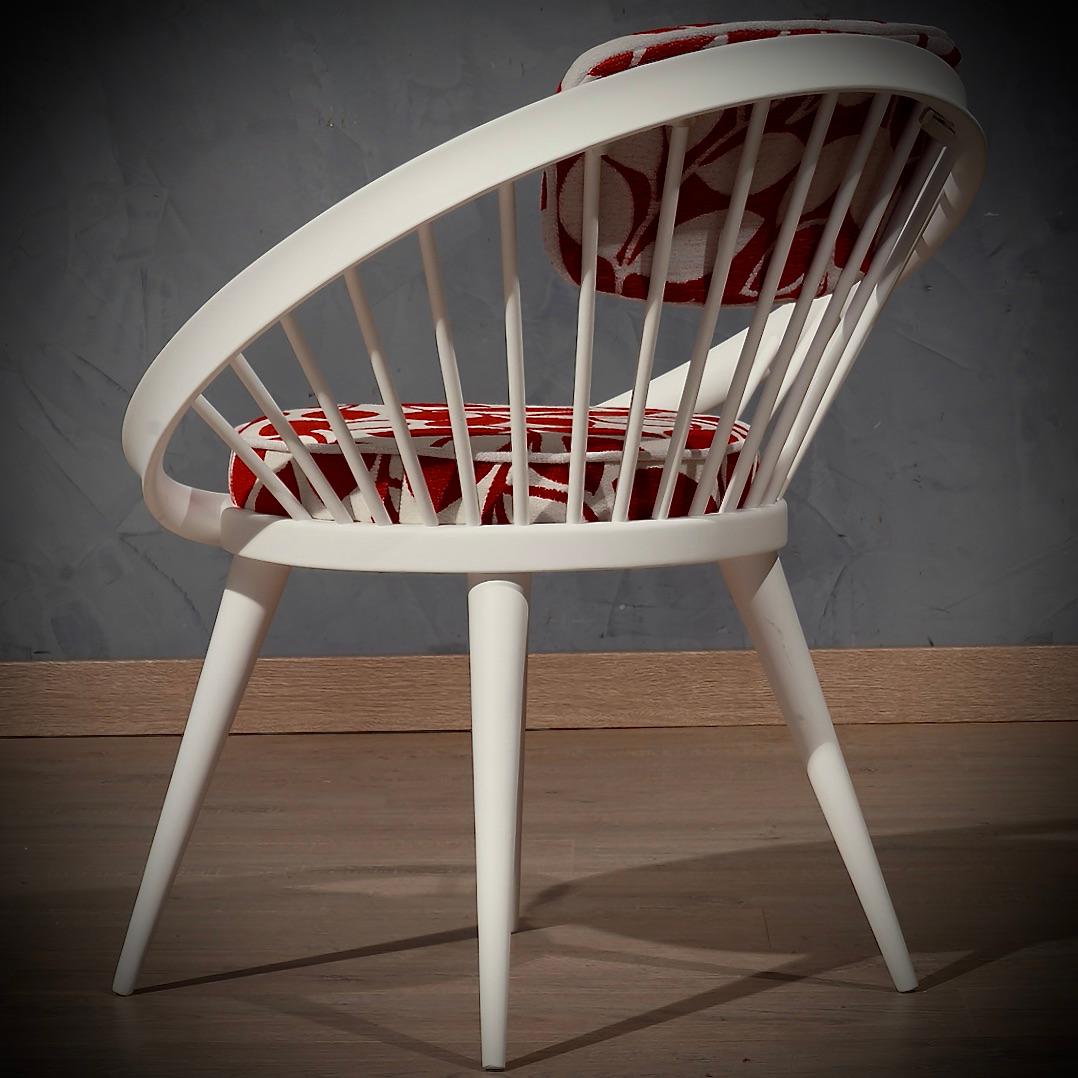 Italian Yngve Ekström White and Red Mid-Century Side Chair / Circle Chair, 1960 For Sale