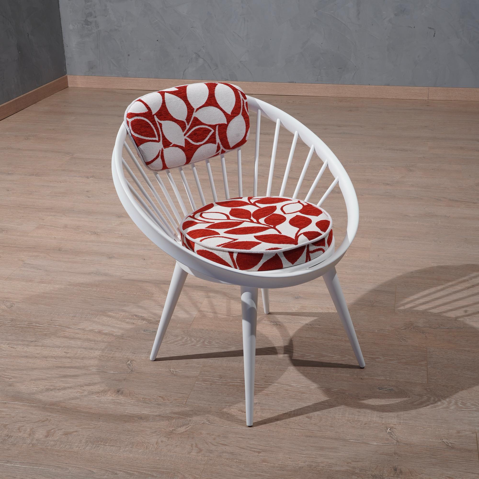 Yngve Ekström White and Red Mid-Century Circle Chair, 1960 For Sale 6