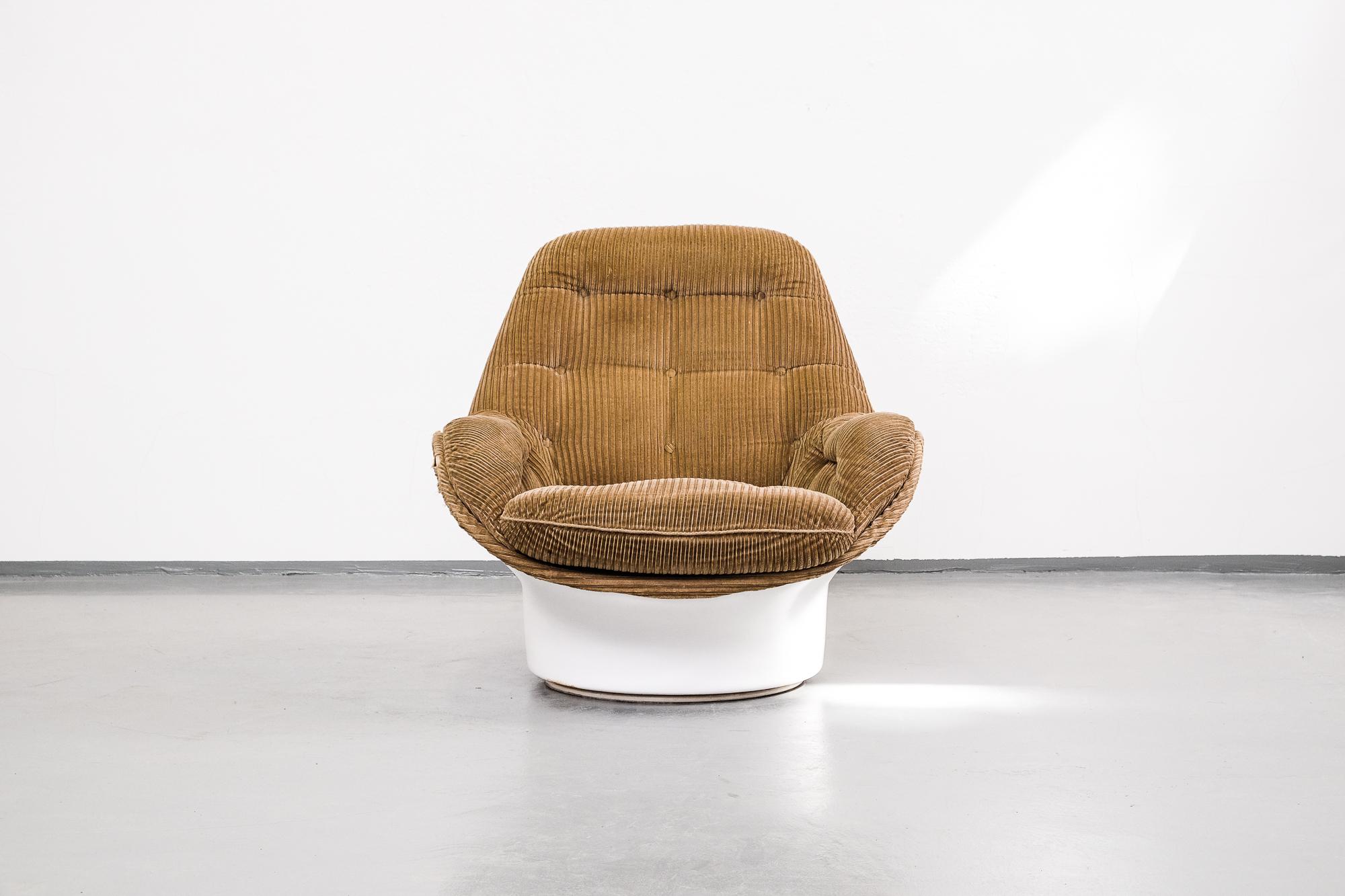 yoga lounge chair