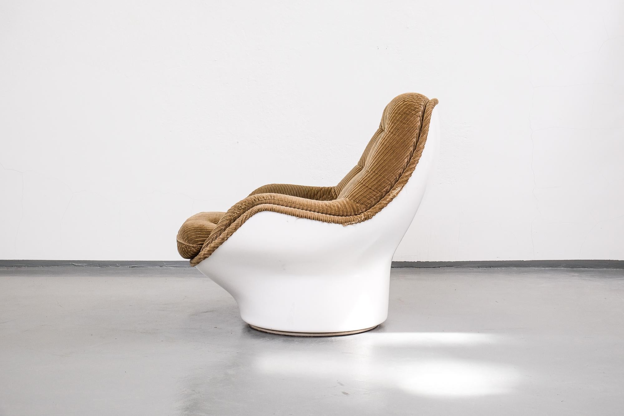 Space Age 'Yoga' Lounge Chair by Michel Cadestin for Airborne International, France, 1970s