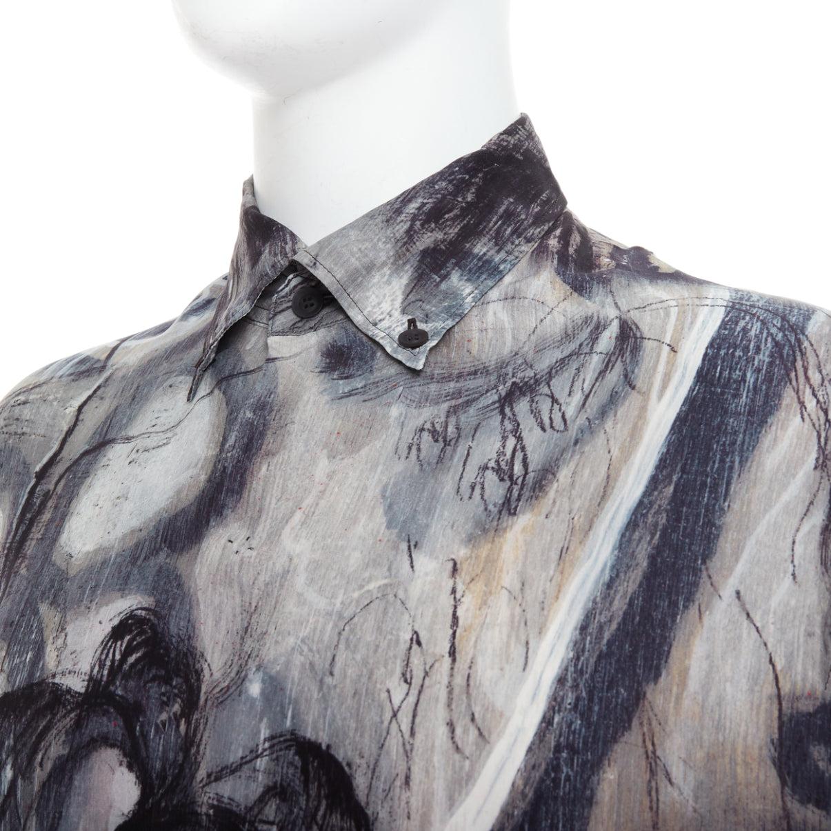 YOHJI YAMAMOTO 100% seda gris beige estampado abstracto camisa relajada JP2 M
Referencia: TGAS/E00165
Marca: Yohji Yamamoto
Material: Seda
Color: Gris, Beige
Patrón: Abstracto
Cierre: Botón
Fabricado en: Japón

CONDICIÓN:
Estado: Excelente, este