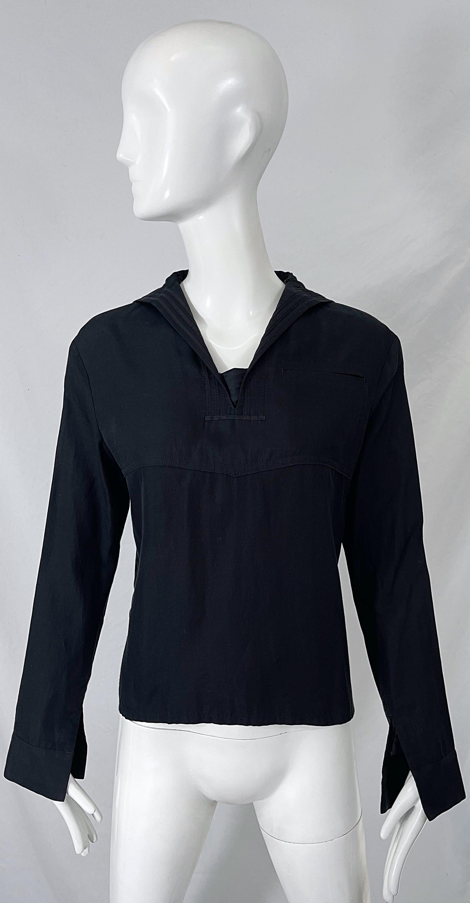 Awesome 90s YOHJI YAMAMOTO black silk and cotton nautical sailor shirt ! Features 55% silk and 45% cotton. Hidden zipper up the side. Can easily dress up or down. Pair with jeans, trousers, shorts or a skirt. 
In great condition
Made in Japan
Marked