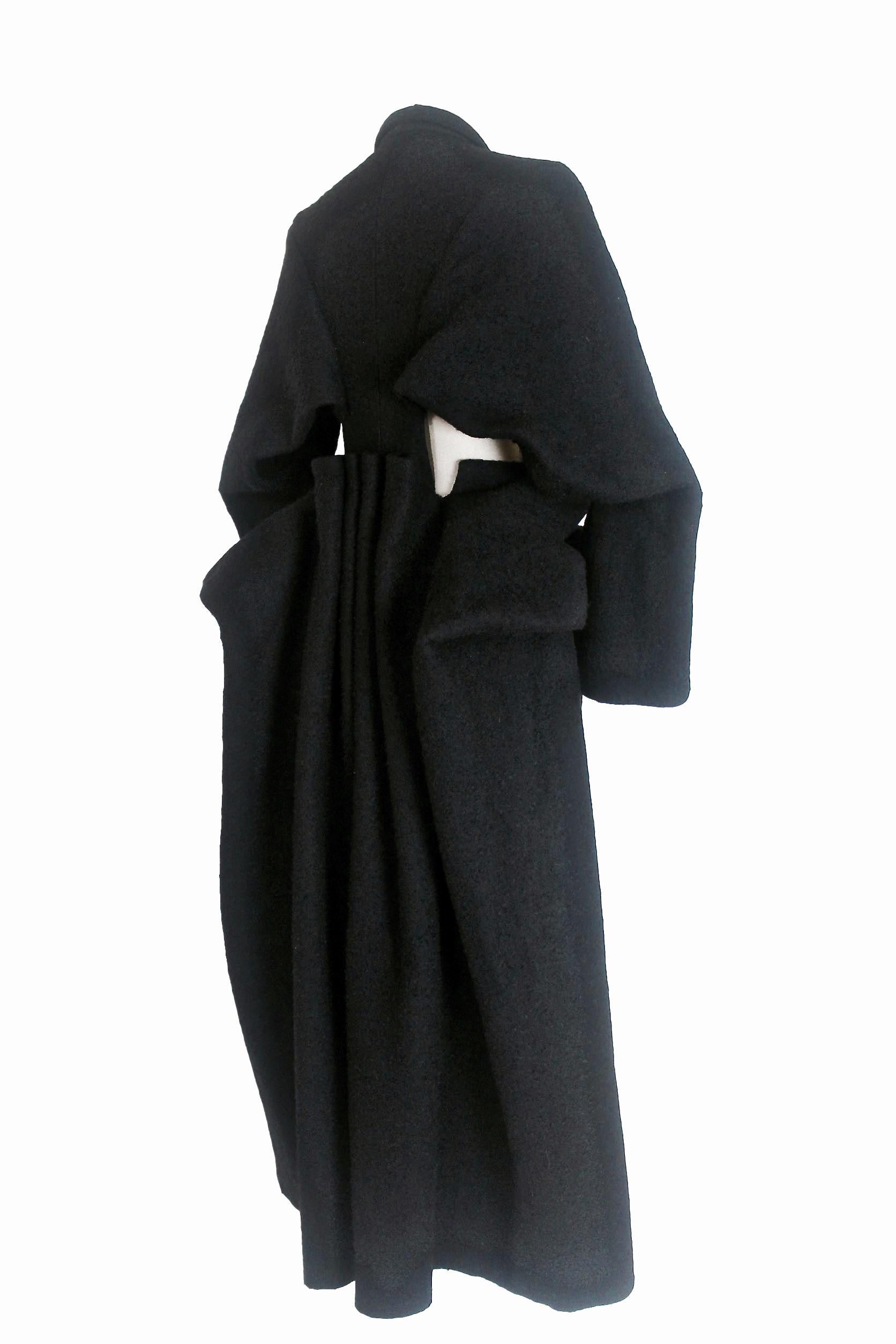 Yohji Yamamoto 1995 Kimono-Mantel (Schwarz) im Angebot