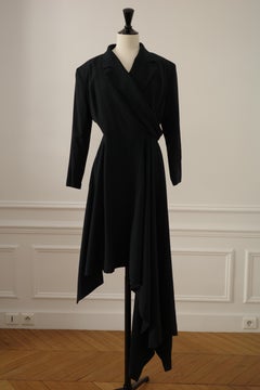 Abito asimmetrico in lana di Yohji Yamamoto – Modello da passerella, anni ’80