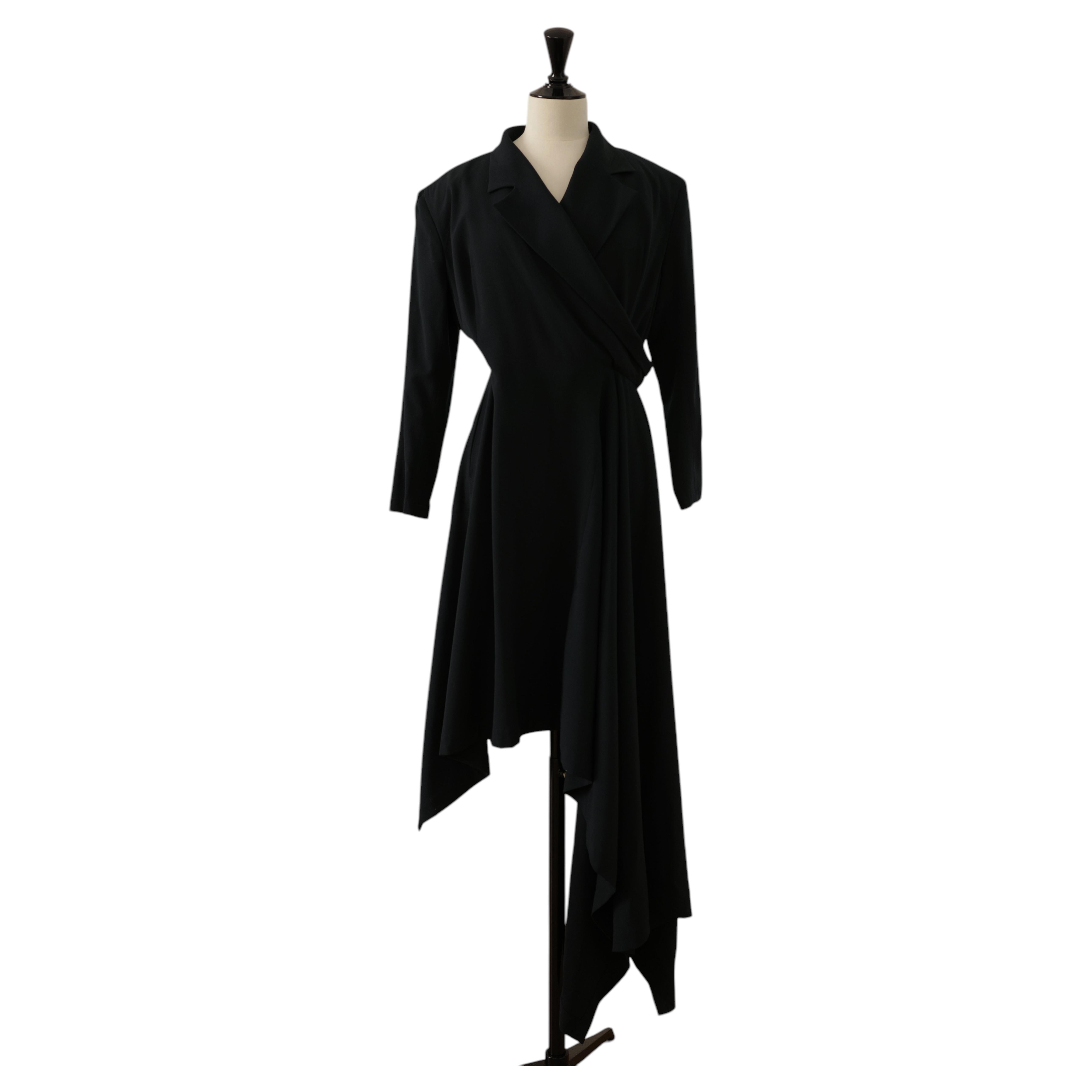 Robe asymétrique en laine Yohji Yamamoto – Modèle de défilé, années 1980