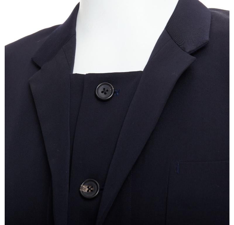 YOHJI YAMAMOTO blazer déconstruit noir 100% laine à double col S
Référence : PRWU/A00037
Marque : Yohji Yamamoto
MATERIAL : Laine
Couleur : Noir
Motif : Solide
Fermeture : bouton
Doublure : Tissu noir
Détails supplémentaires : Double