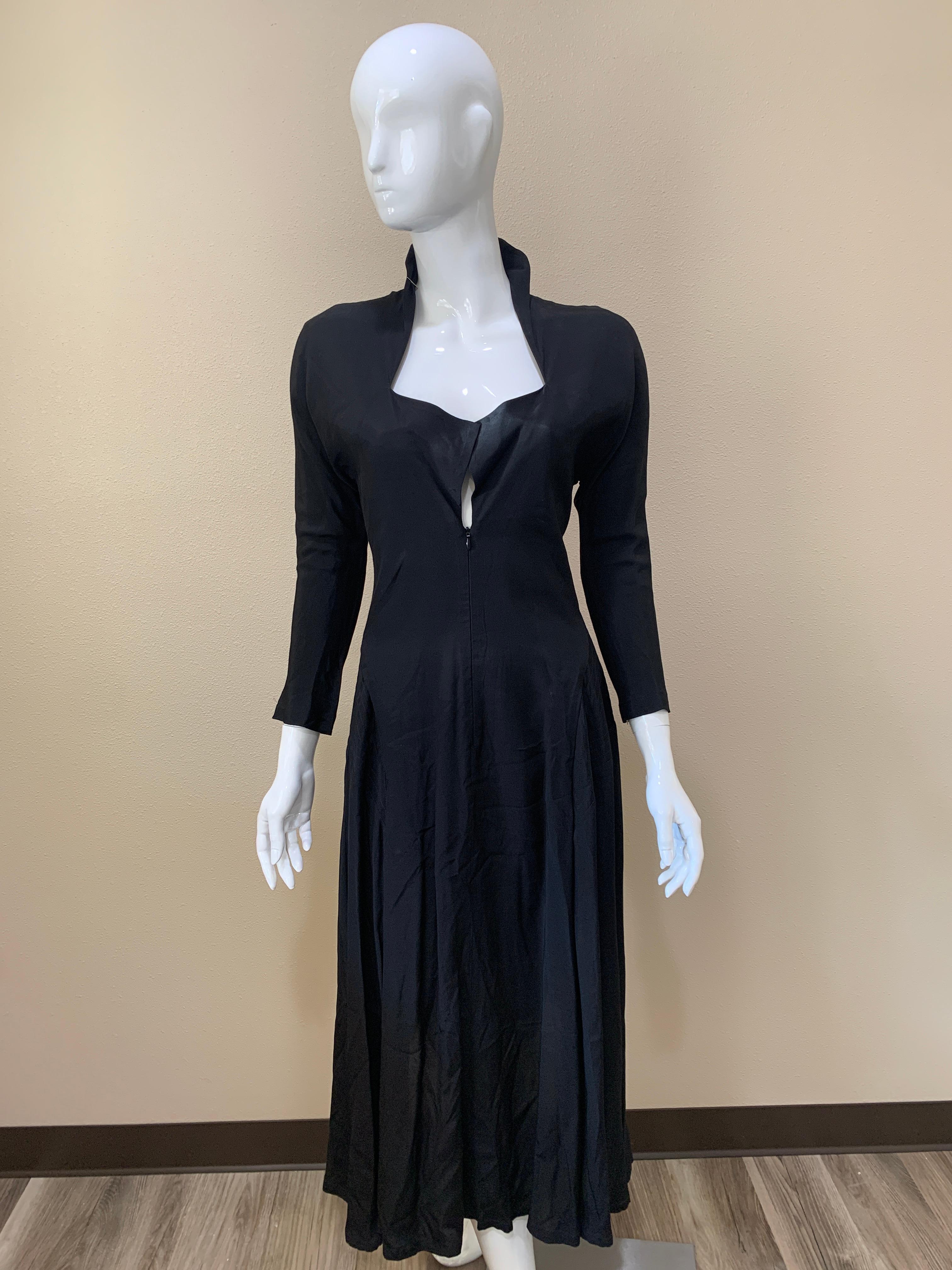 Yohji Yamamoto - Robe noire, taille 2  en vente 2