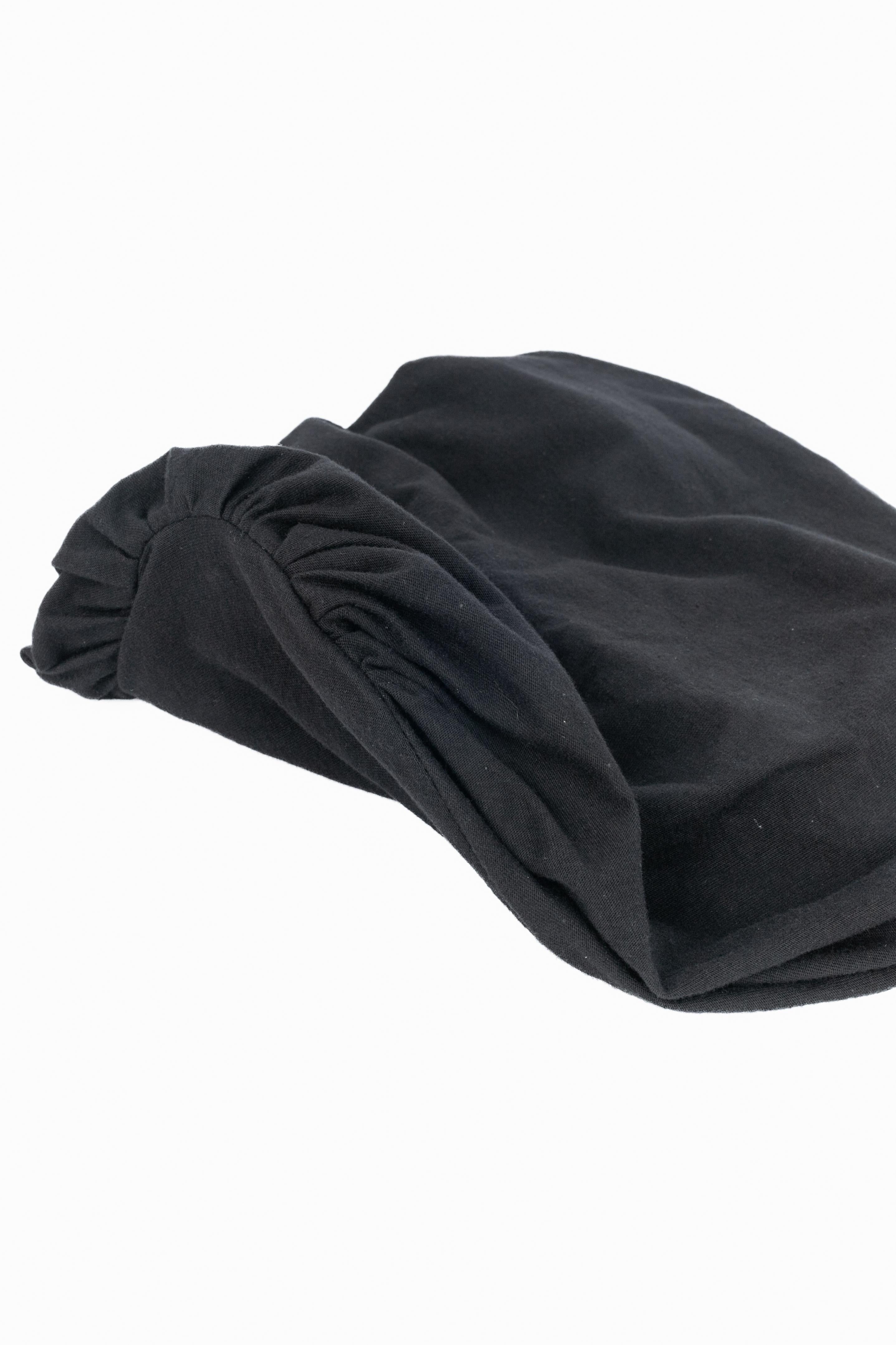 Yohji Yamamoto black hat in vendita 2