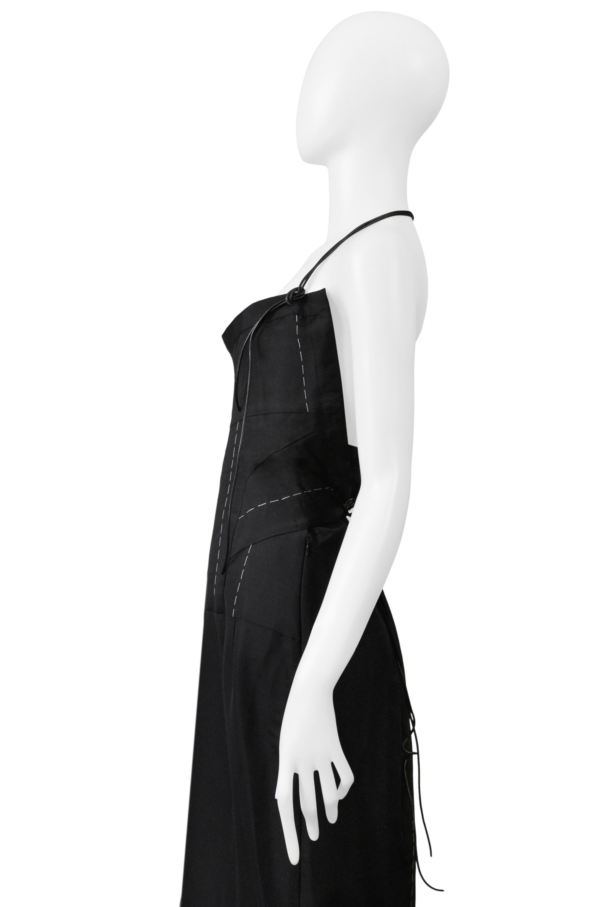 Yohji Yamamoto Robe en soie noire avec bretelles en cuir et en croix 2000 en vente 1