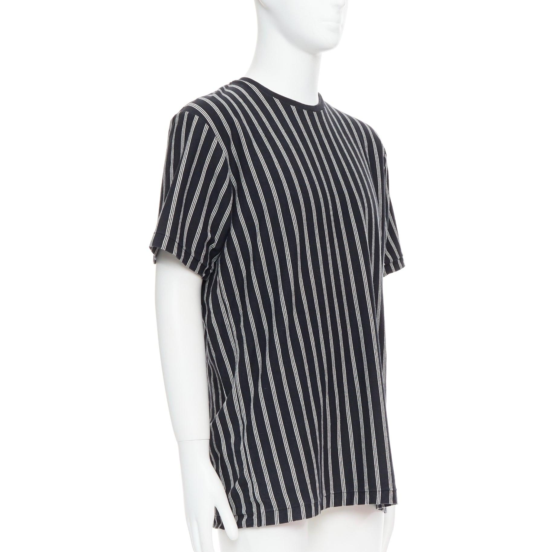 Nero Yohji Yamamoto - tshirt a righe verticali bianche e nere con stampa asimmetrica - M. in vendita