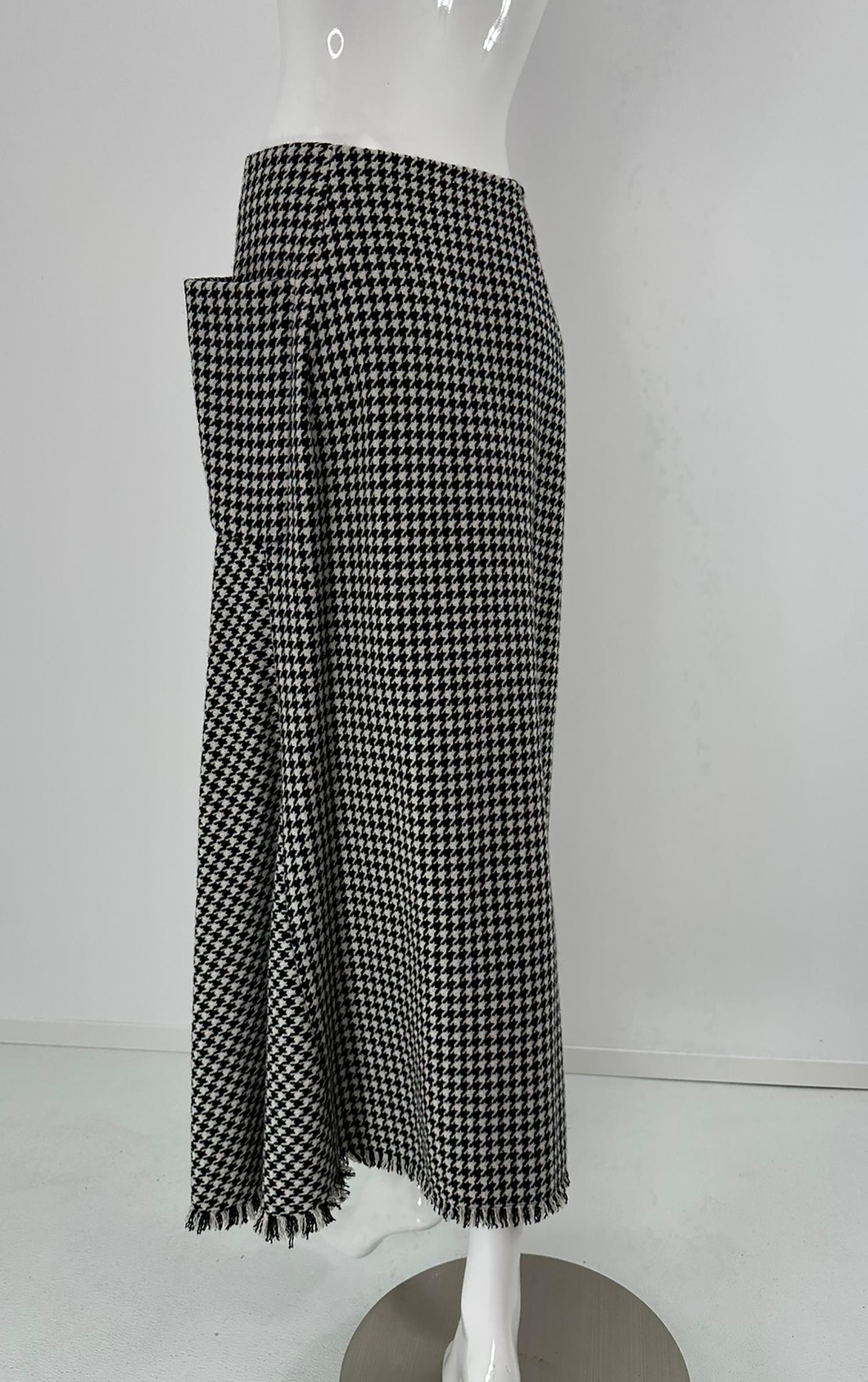 Yohji Yamamoto Gonna asimmetrica a frange in lana bianca e nera con denti di cane 3 in vendita 5