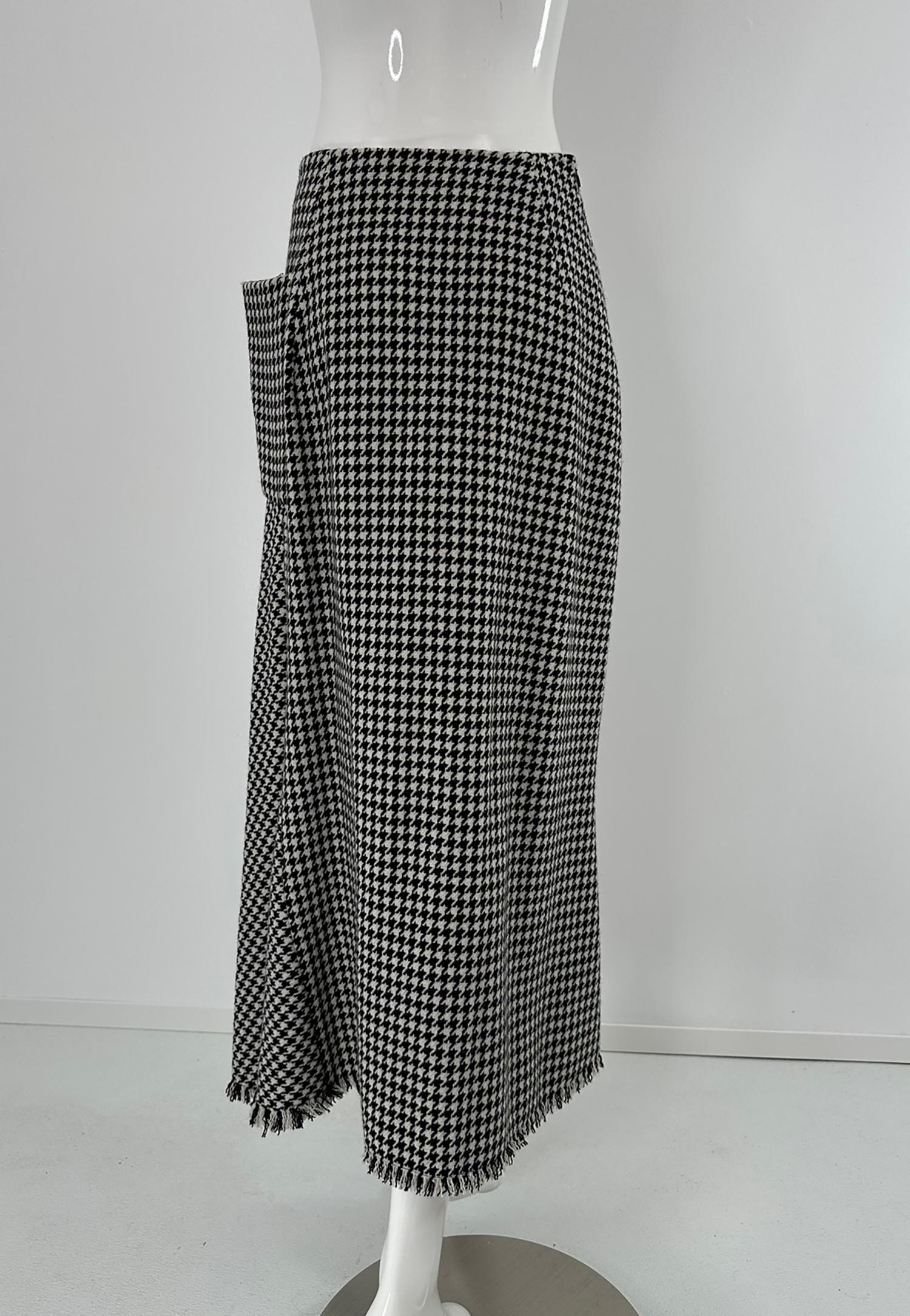 Yohji Yamamoto Gonna asimmetrica a frange in lana bianca e nera con denti di cane 3 in vendita 6