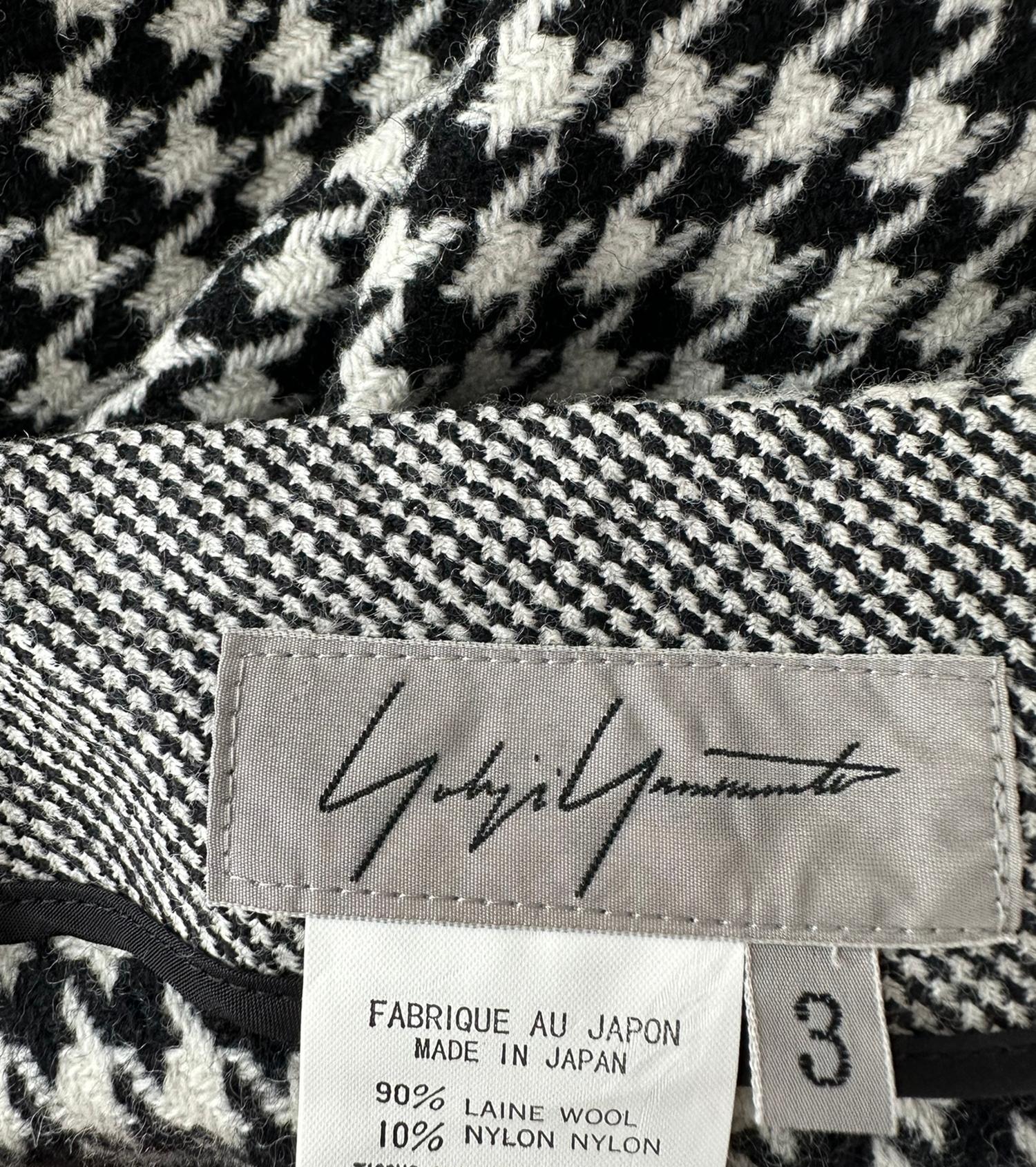 Yohji Yamamoto Gonna asimmetrica a frange in lana bianca e nera con denti di cane 3 in vendita 11