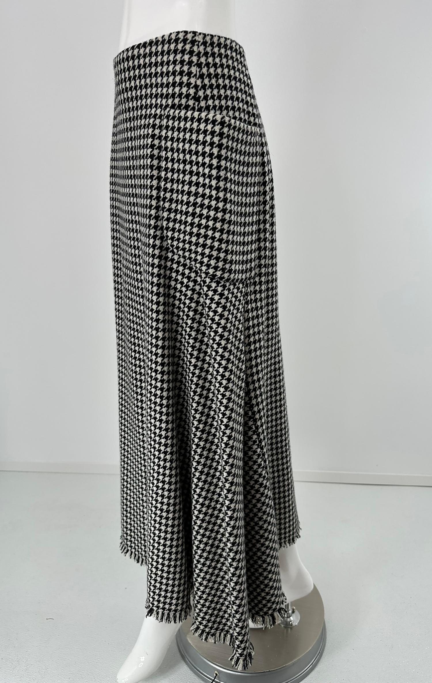 Yohji Yamamoto Gonna asimmetrica a frange in lana bianca e nera con denti di cane 3 in vendita 1