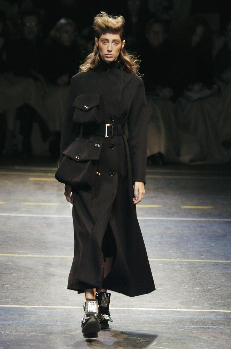 Noir Yohji Yamamoto - Manteau noir à grandes poches en gabardine de laine, automne-hiver 2004 en vente