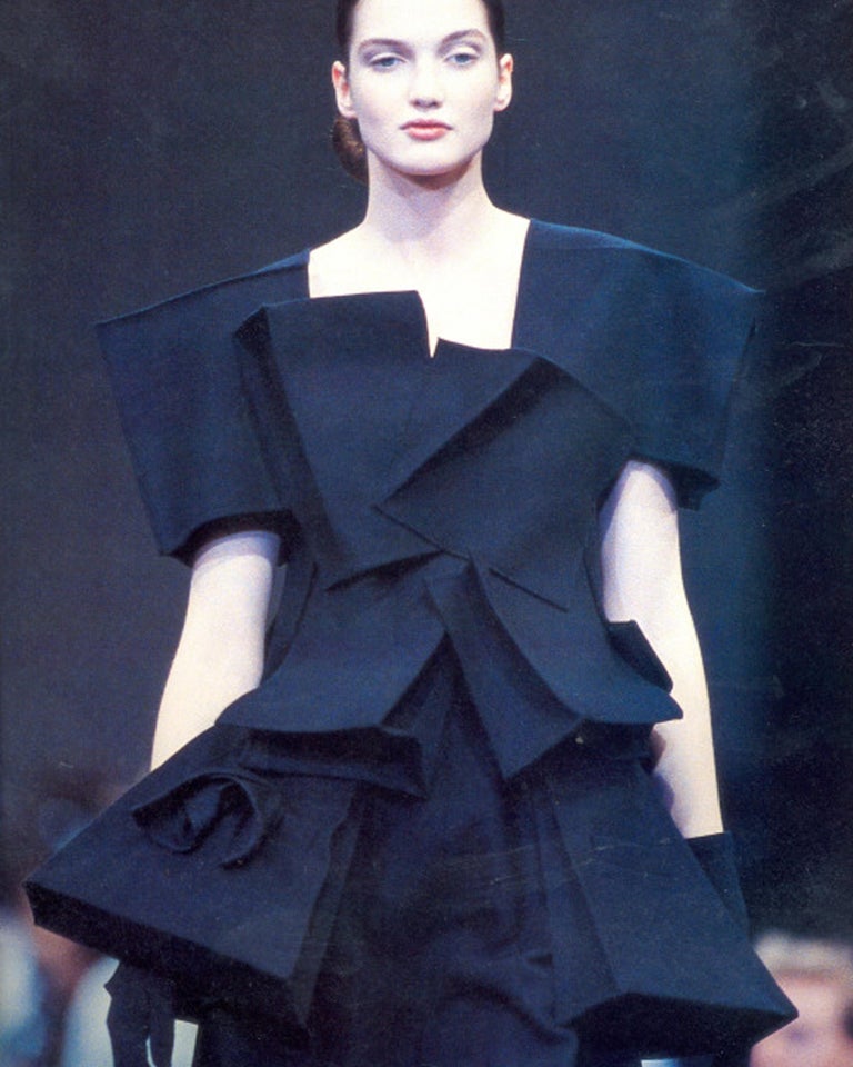 Yohji Yamamoto black wool top made with bellow pockets, fw 1990 For ...