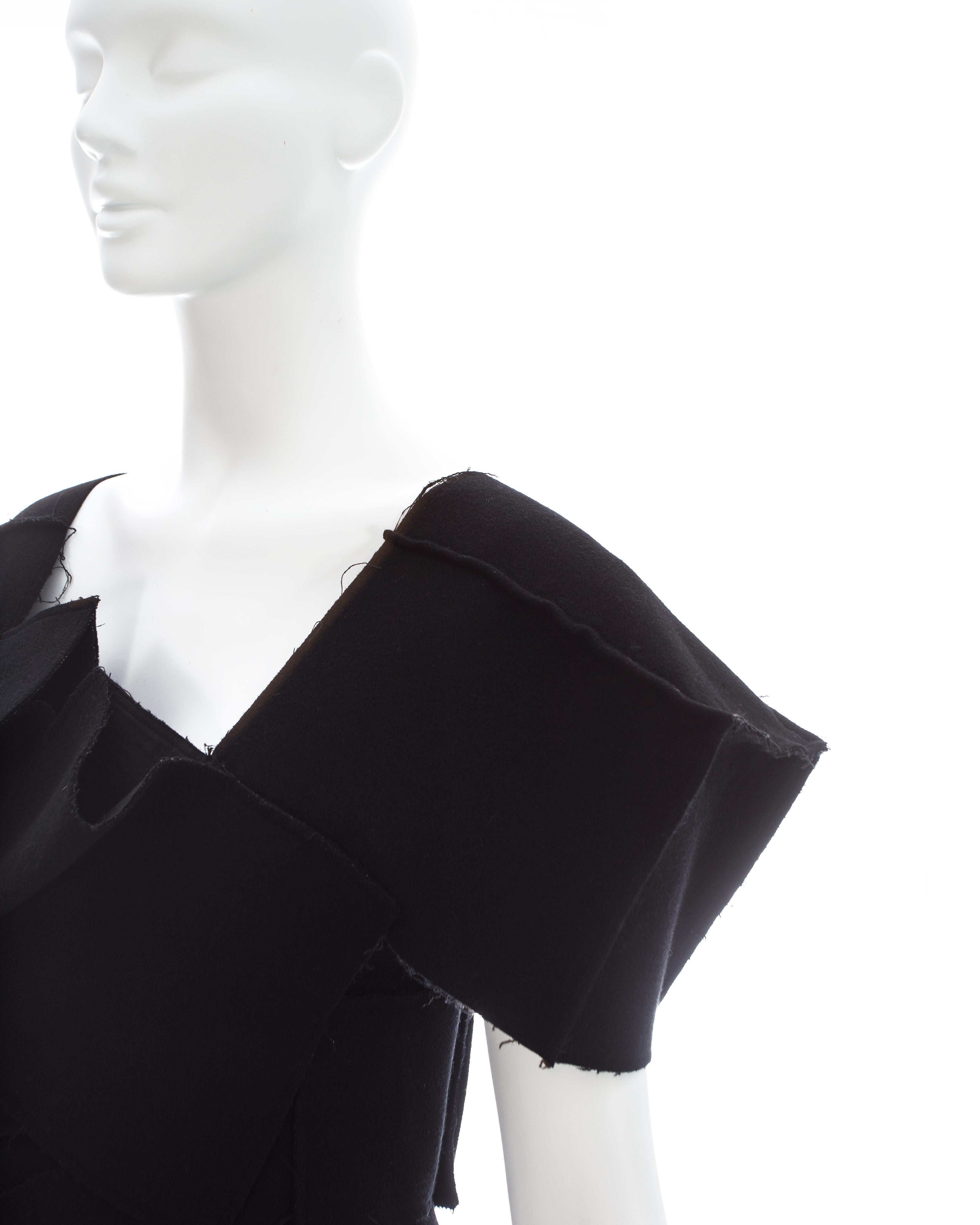 Yohji Yamamoto black wool top made with bellow pockets, fw 1990 In Good Condition For Sale In London, GB