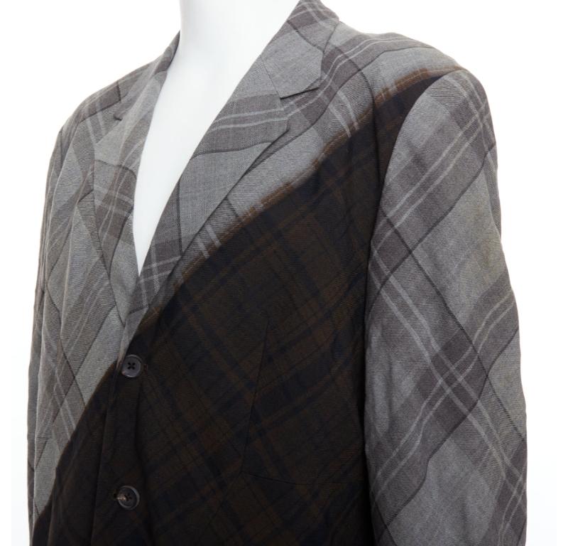 YOHJI YAMAMOTO Bleached grey brown gradient check print blazer JP2 M
Reference: PRWU/A00033
Brand: Yohji Yamamoto
Material: Wool, Blend
Color: Grey, Brown
Pattern: Checkered
Closure: Button
Lining: Grey Fabric
Made in: Japan

CONDITION:
Condition:
