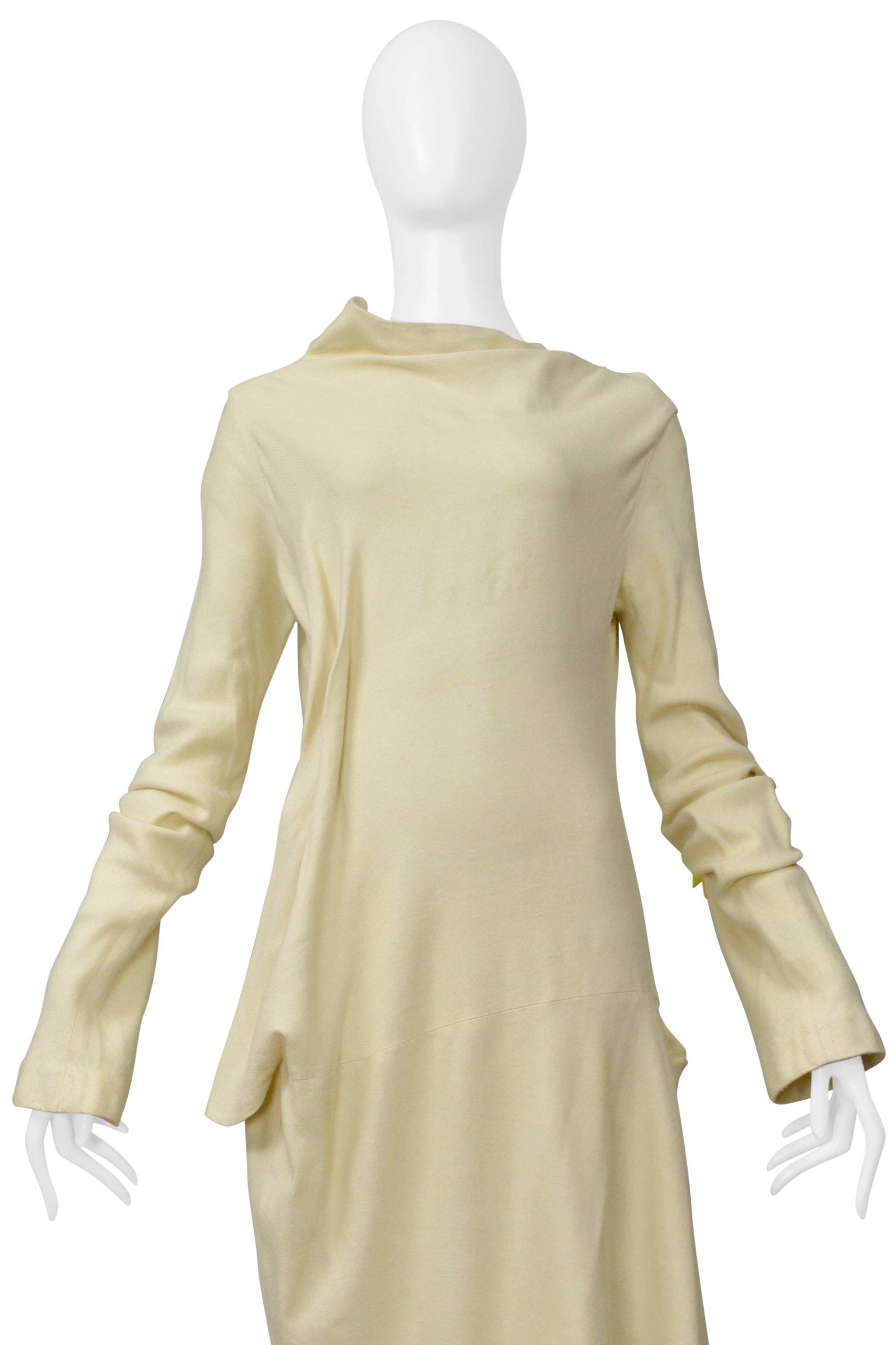 Yohji Yamamoto - Butter - Robe longue à col bénitier 2000-01 Pour femmes en vente