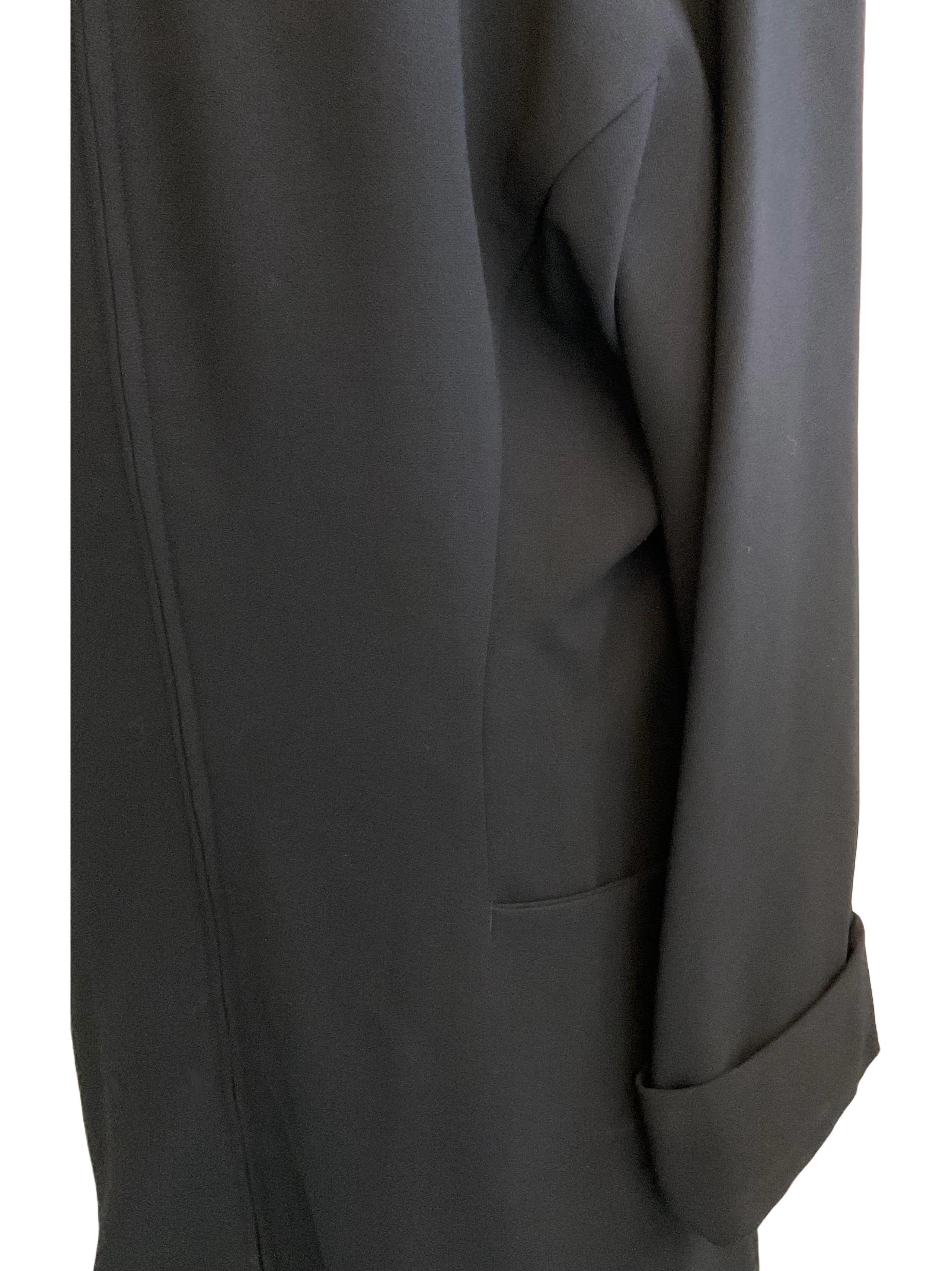 De las mujeres YOHJI YAMAMOTO Caban nero in tessuto crepe dei primi anni 2000. en venta