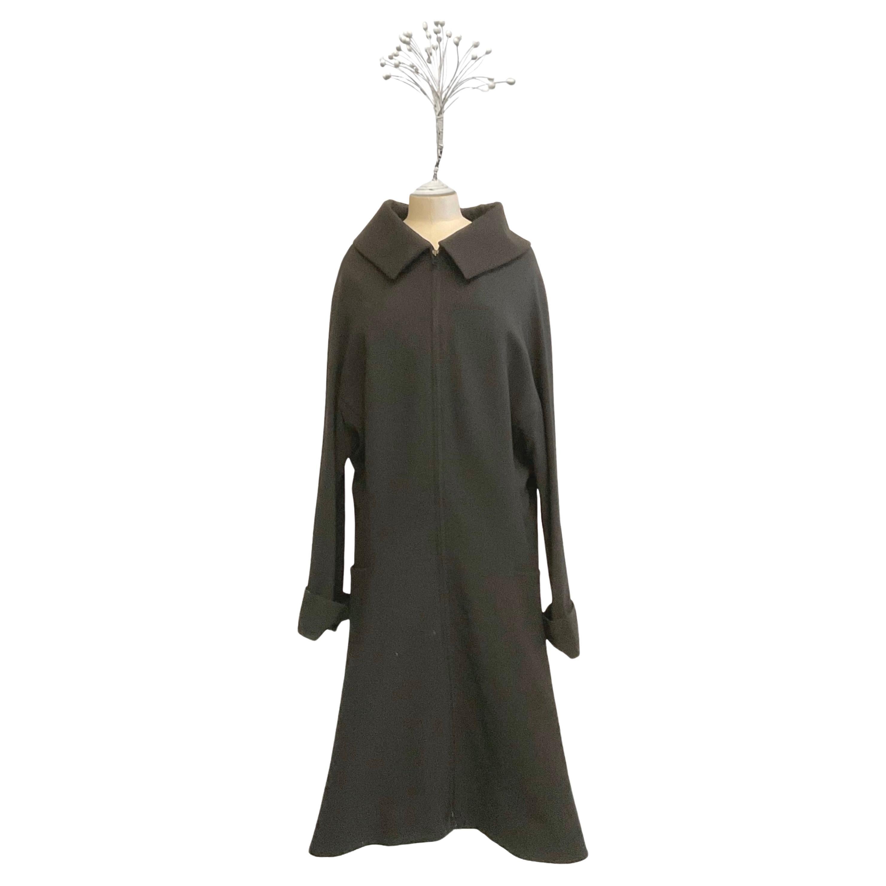 YOHJI YAMAMOTO Caban nero in tessuto crepe dei primi anni 2000.
