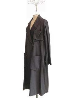 YOHJI YAMAMOTO Cappotto blu doppiopettoin tessuto stretch dei primi anni 2000.