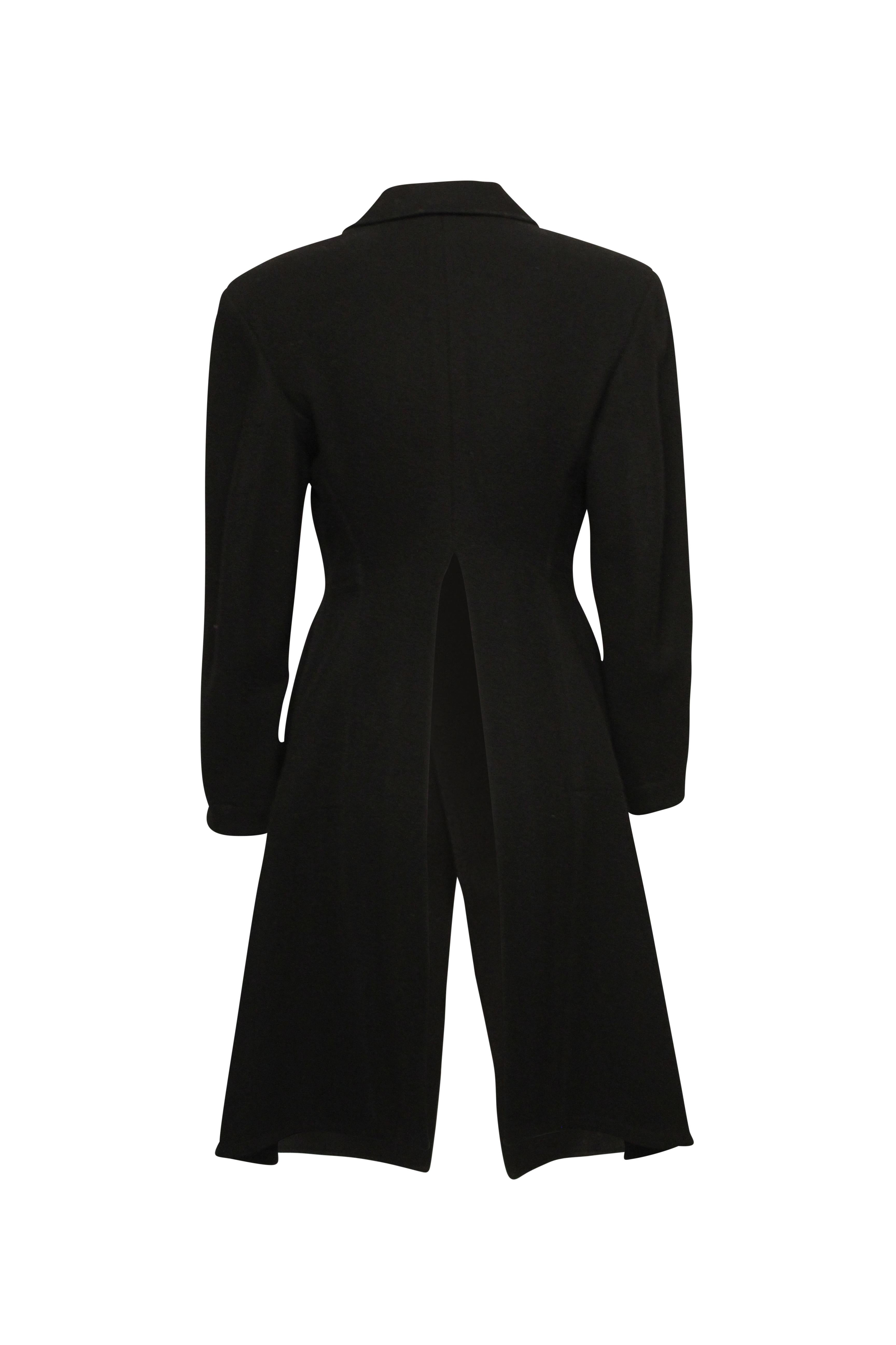 Yohji Yamamoto Coat In Fair Condition For Sale In Melbourne, Victoria