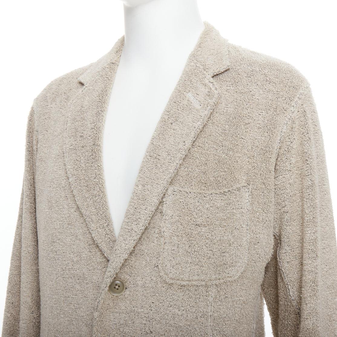 YOHJI YAMAMOTO Costume D'Homme beige linen blend jersey blazer JP3 L
Reference: PRCG/A00032
Brand: Yohji Yamamoto
Collection: Costume D'homme
Material: Linen, Blend
Color: Beige
Pattern: Solid
Closure: Button
Made in: Japan

CONDITION:
Condition: